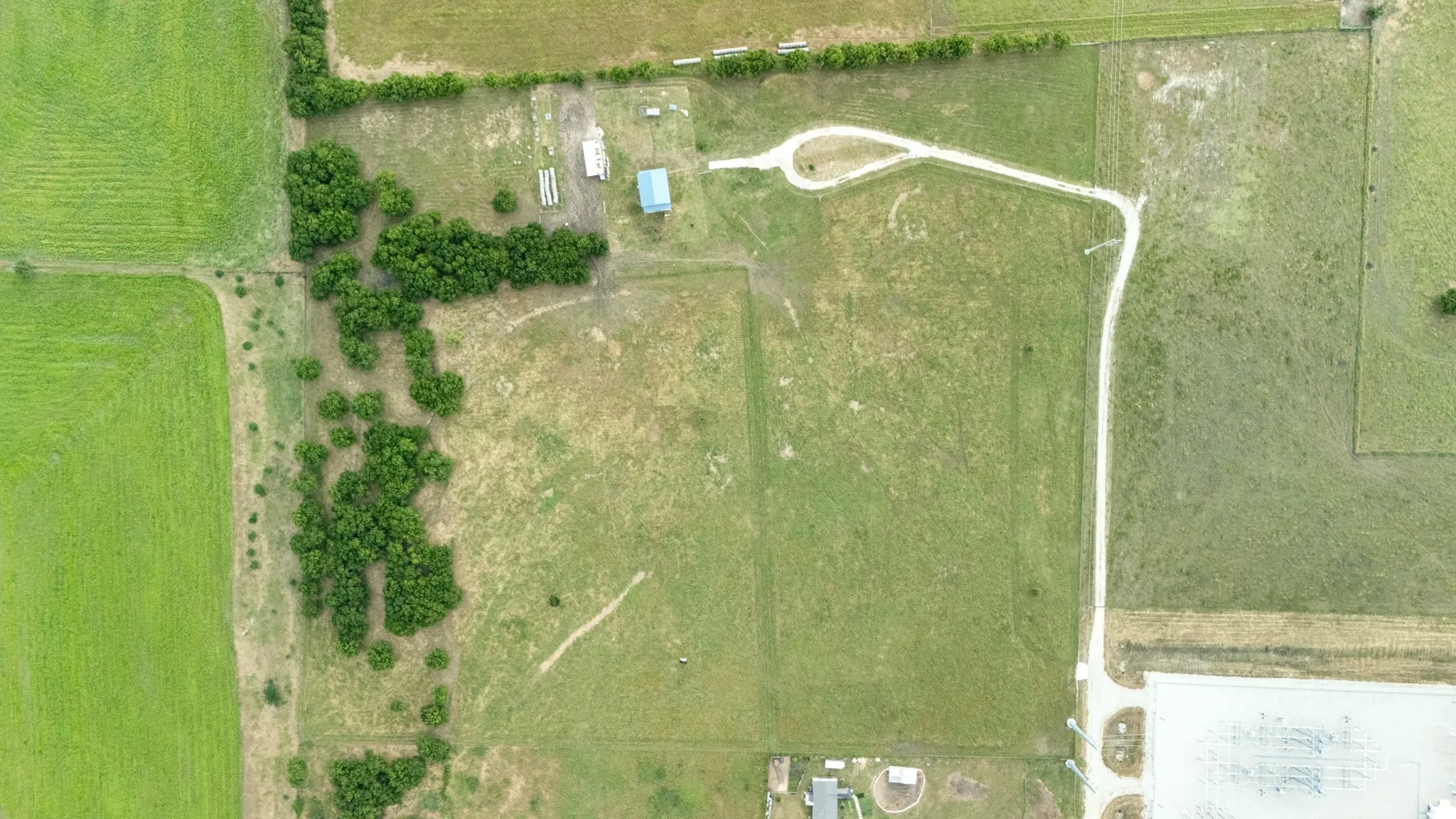 Single Family Residence For Sale in Wise County , 124 County Road 4511, Decatur, Texas 76234, 3 Bedroom, 3 Bathroom, Garage spaces, 1,800 Sqft, built in 2022, mls#21290693, Real Estate Agent in Decatur, Homes For Sale in Wise county, Homes For Sale in Decatur, Realtor in Decatur Texas, Real Estate Brokerage Independent Realty Texas, Luminita Cordes Realtor