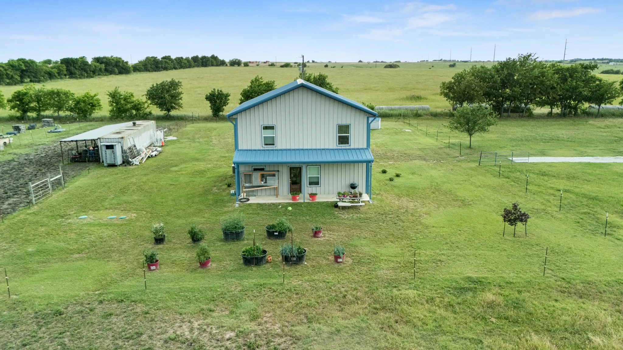 Single Family Residence For Sale in Wise County , 124 County Road 4511, Decatur, Texas 76234, 3 Bedroom, 3 Bathroom, Garage spaces, 1,800 Sqft, built in 2022, mls#21290693, Real Estate Agent in Decatur, Homes For Sale in Wise county, Homes For Sale in Decatur, Realtor in Decatur Texas, Real Estate Brokerage Independent Realty Texas, Luminita Cordes Realtor