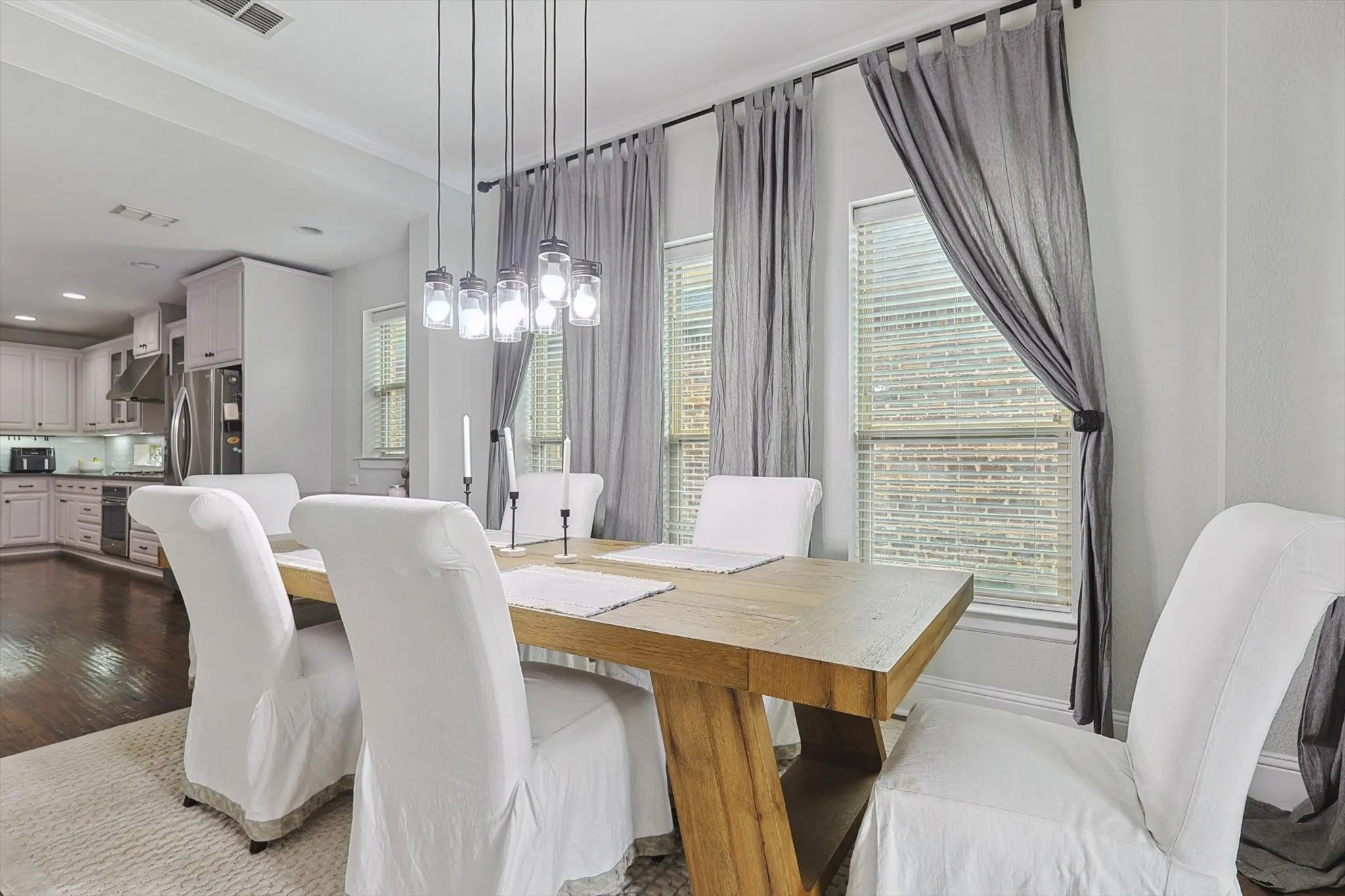 Single Family Residence For Sale in Denton County , 1528 8th Street, Argyle, Texas 76226, 5 Bedroom, 4 Bathroom, 2 Garage spaces, 3,226 Sqft, built in 2015, mls#21290419, Real Estate Agent in Argyle, Homes For Sale in Denton county, Homes For Sale in Argyle, Realtor in Argyle Texas, Real Estate Brokerage Independent Realty Texas, Luminita Cordes Realtor