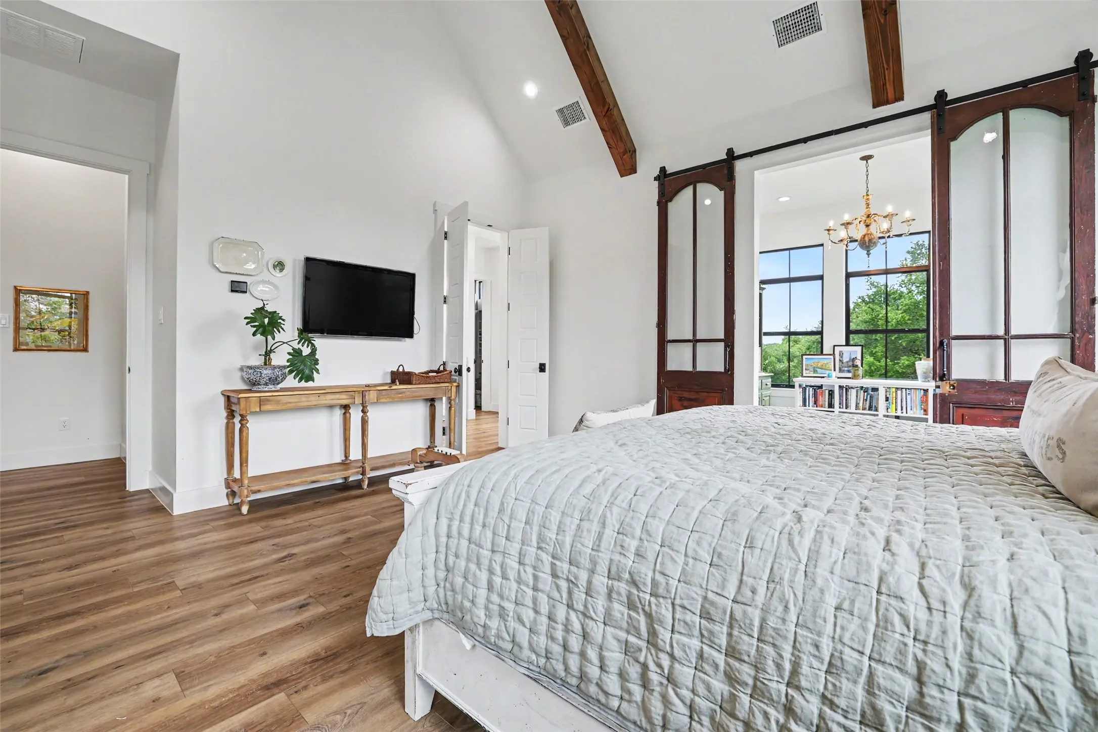 Single Family Residence For Sale in Bell County , 7670 Shiny Top Ranch Lane, Salado, Texas 76571, 4 Bedroom, 3 Bathroom, 6 Garage spaces, 3,609 Sqft, built in 2022, mls#21290502, Real Estate Agent in Salado, Homes For Sale in Bell county, Homes For Sale in Salado, Realtor in Salado Texas, Real Estate Brokerage Independent Realty Texas, Luminita Cordes Realtor