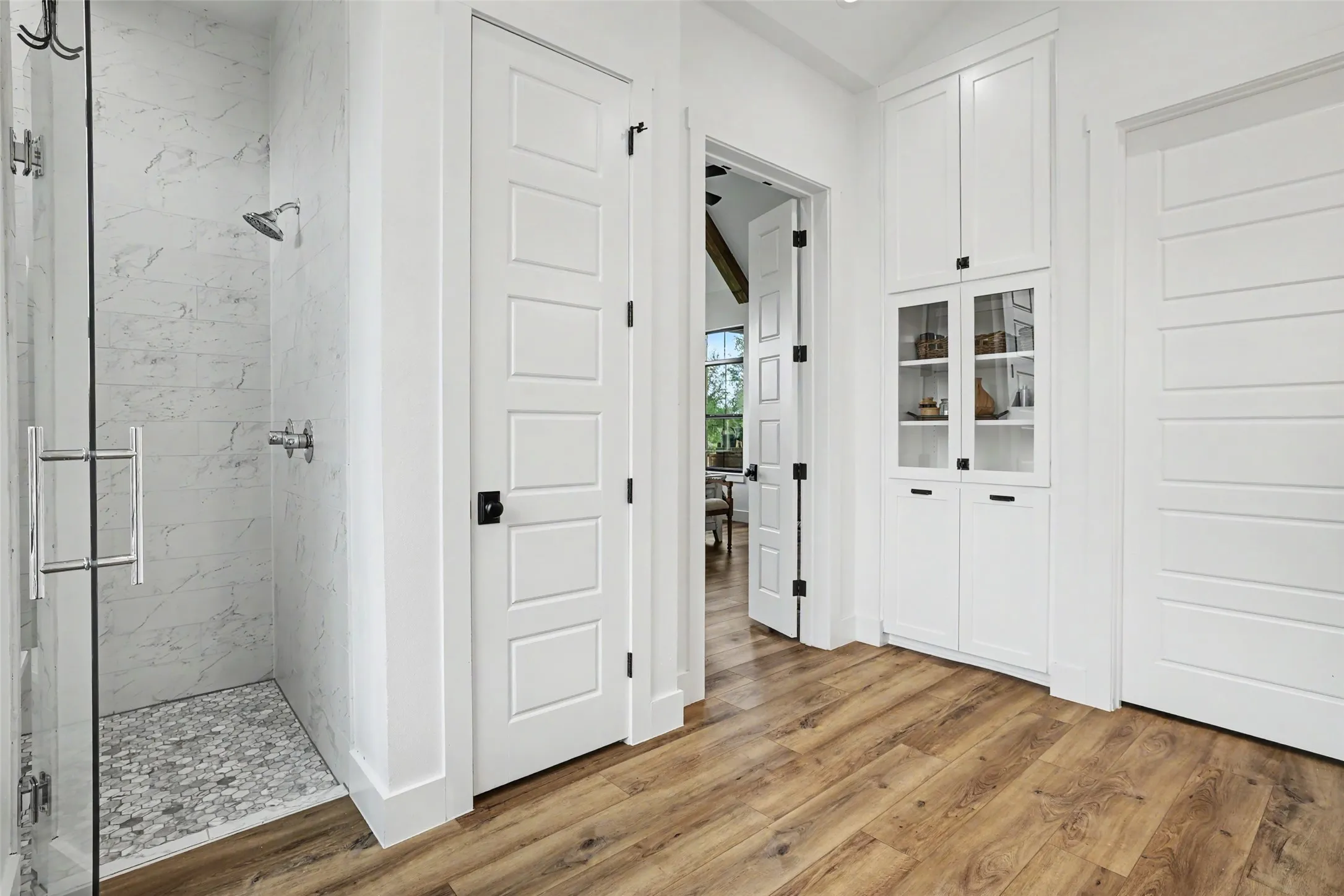 Single Family Residence For Sale in Bell County , 7670 Shiny Top Ranch Lane, Salado, Texas 76571, 4 Bedroom, 3 Bathroom, 6 Garage spaces, 3,609 Sqft, built in 2022, mls#21290502, Real Estate Agent in Salado, Homes For Sale in Bell county, Homes For Sale in Salado, Realtor in Salado Texas, Real Estate Brokerage Independent Realty Texas, Luminita Cordes Realtor