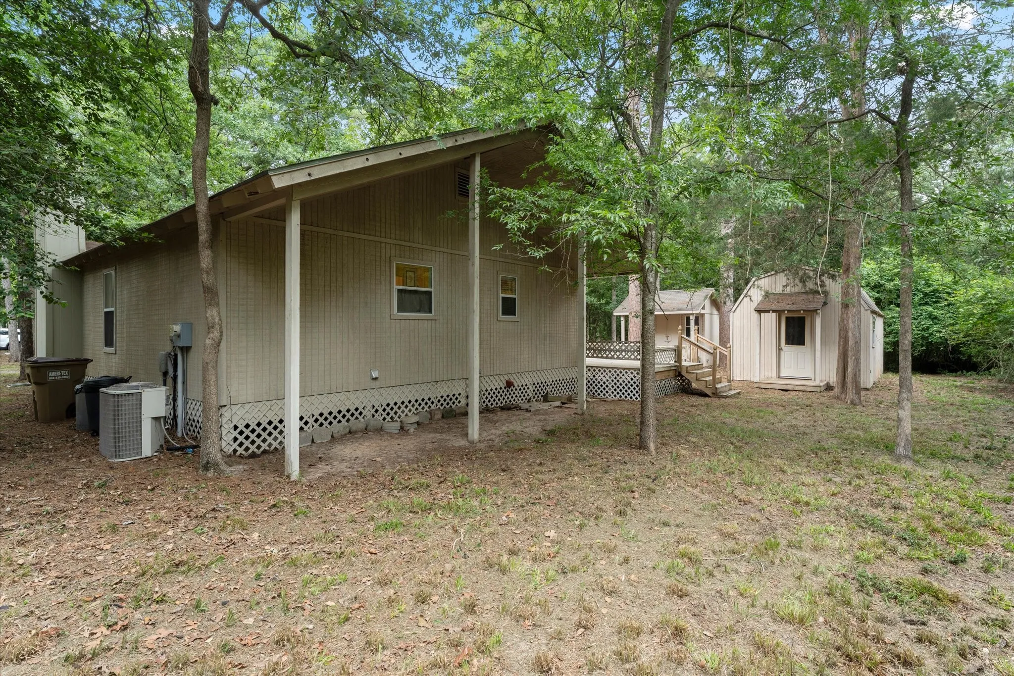 Single Family Residence For Sale in Wood County , 177 Woodfern Glen, Holly Lake Ranch, Texas 75765, 2 Bedrooms, 2 Bathrooms, Garage spaces, 1,106 Sqft, built in 1997, Price $175,000, mls#21287763, Real Estate Agent in Holly Lake Ranch, Homes For Sale in Wood county, Homes For Sale in Holly Lake Ranch, Realtor in Holly Lake Ranch Texas, Real Estate Brokerage Independent Realty Texas, Luminita Cordes Realtor