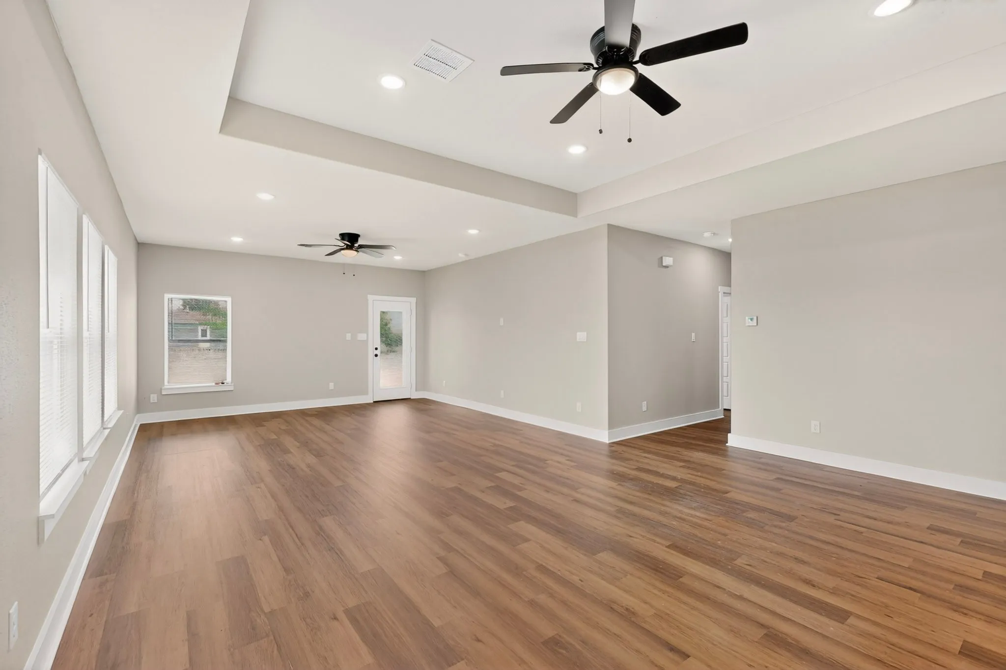 Single Family Residence For Sale in Cooke County , 749 J L Drive, Valley View, Texas 76272, 5 Bedroom, 3 Bathroom, 2 Garage spaces, 2,970 Sqft, built in 2025, mls#21291154, Real Estate Agent in Valley View, Homes For Sale in Cooke county, Homes For Sale in Valley View, Realtor in Valley View Texas, Real Estate Brokerage Independent Realty Texas, Luminita Cordes Realtor
