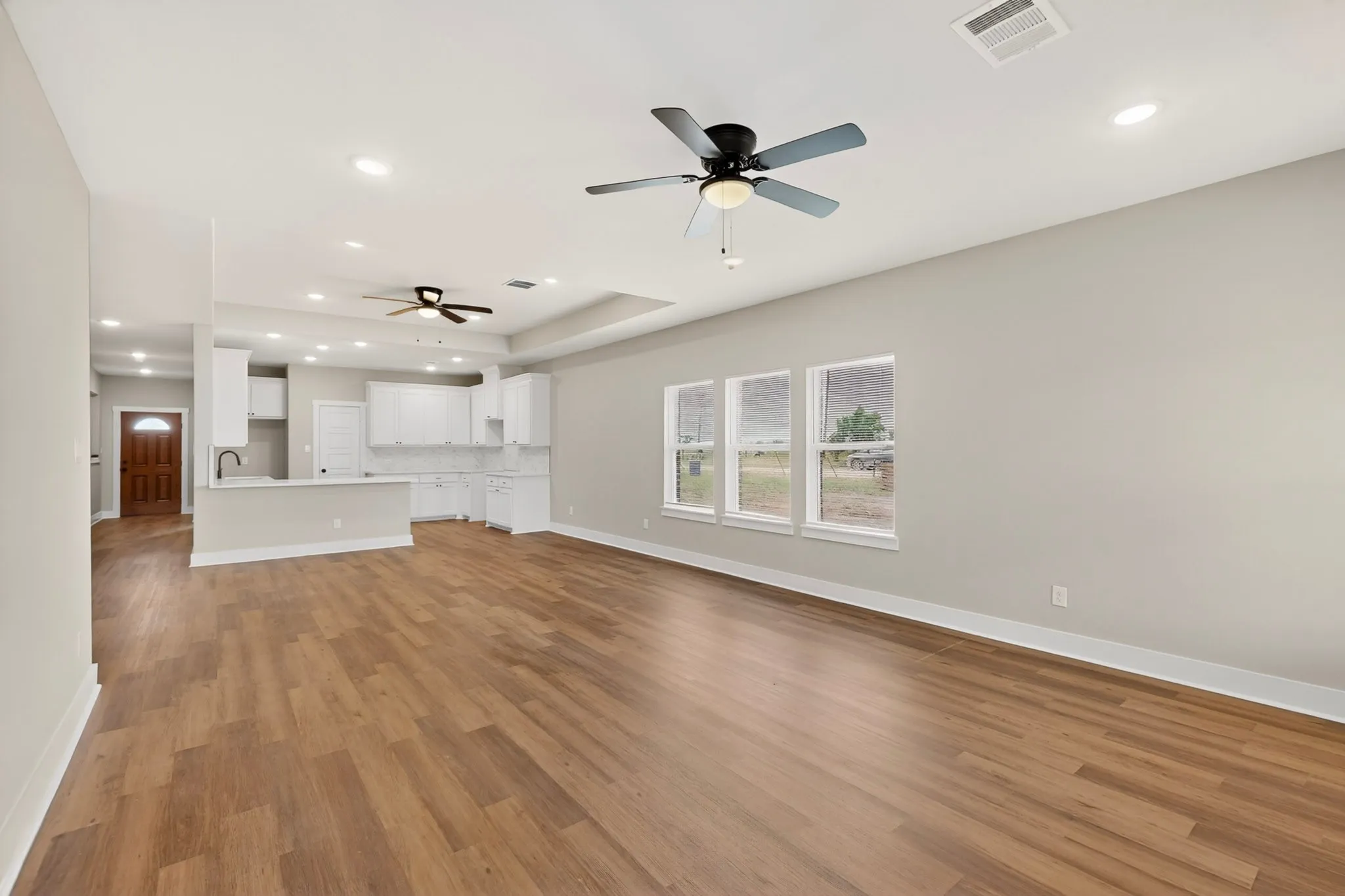 Single Family Residence For Sale in Cooke County , 749 J L Drive, Valley View, Texas 76272, 5 Bedroom, 3 Bathroom, 2 Garage spaces, 2,970 Sqft, built in 2025, mls#21291154, Real Estate Agent in Valley View, Homes For Sale in Cooke county, Homes For Sale in Valley View, Realtor in Valley View Texas, Real Estate Brokerage Independent Realty Texas, Luminita Cordes Realtor