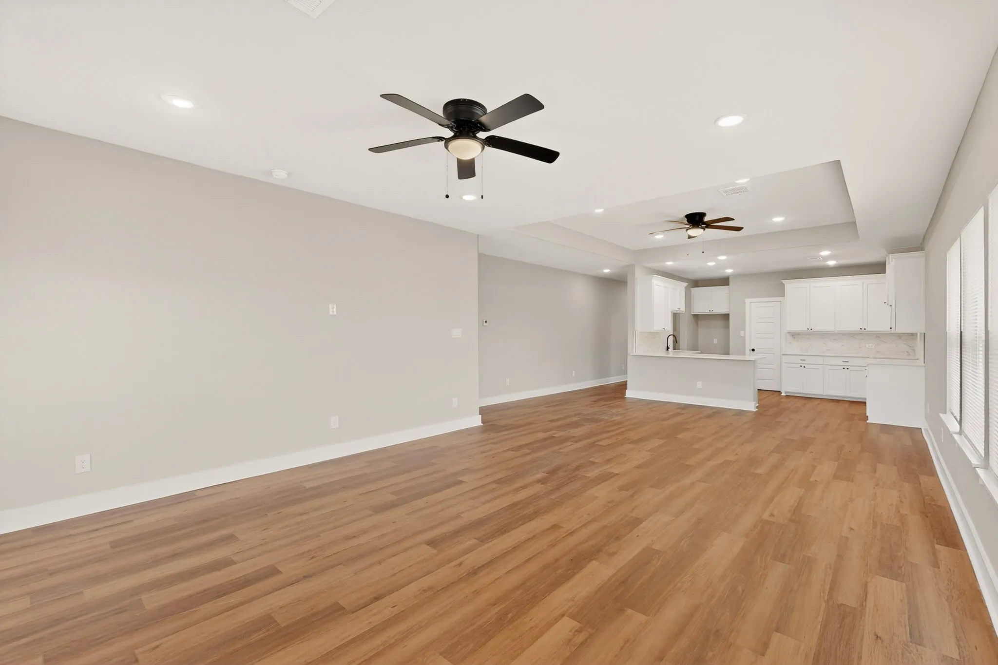 Single Family Residence For Sale in Cooke County , 749 J L Drive, Valley View, Texas 76272, 5 Bedroom, 3 Bathroom, 2 Garage spaces, 2,970 Sqft, built in 2025, mls#21291154, Real Estate Agent in Valley View, Homes For Sale in Cooke county, Homes For Sale in Valley View, Realtor in Valley View Texas, Real Estate Brokerage Independent Realty Texas, Luminita Cordes Realtor
