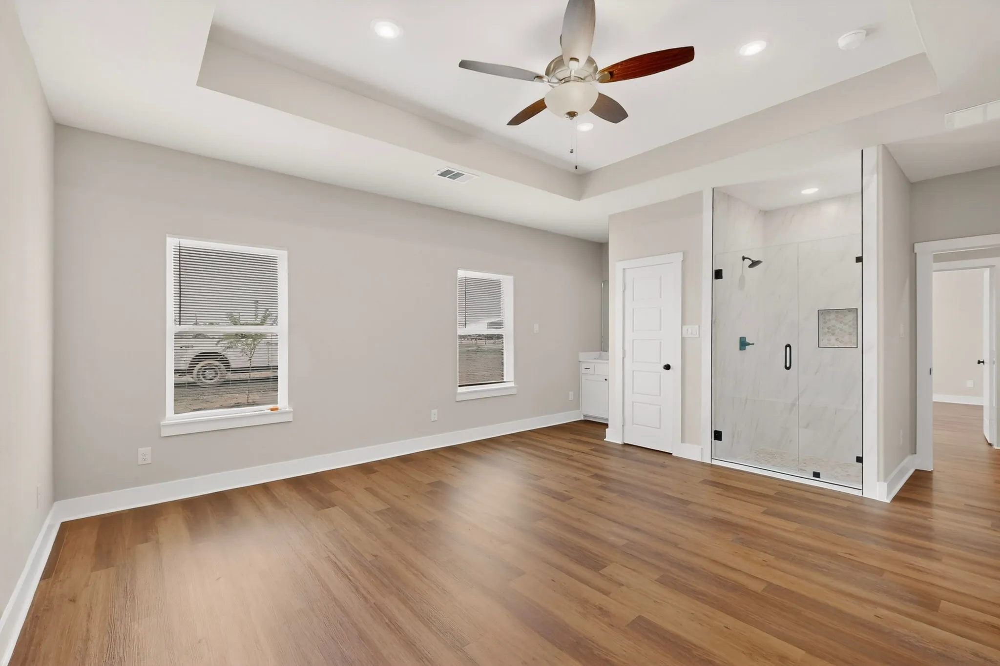 Single Family Residence For Sale in Cooke County , 749 J L Drive, Valley View, Texas 76272, 5 Bedroom, 3 Bathroom, 2 Garage spaces, 2,970 Sqft, built in 2025, mls#21291154, Real Estate Agent in Valley View, Homes For Sale in Cooke county, Homes For Sale in Valley View, Realtor in Valley View Texas, Real Estate Brokerage Independent Realty Texas, Luminita Cordes Realtor