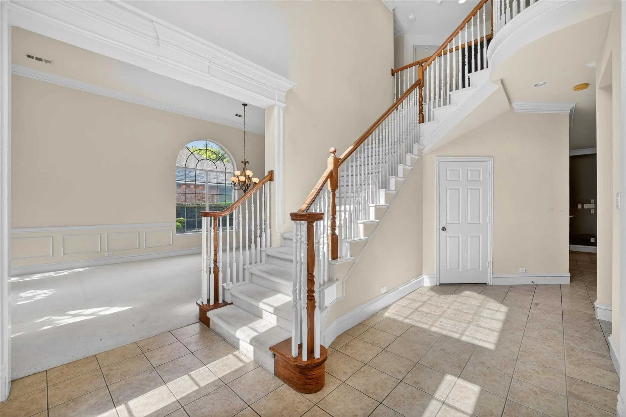 Single Family Residence For Sale in Collin County , 10901 Briar Brook Lane, Frisco, Texas 75033, 4 Bedroom, 4 Bathroom, 3 Garage spaces, 3,826 Sqft, built in 2003, mls#21287366, Real Estate Agent in Frisco, Homes For Sale in Collin county, Homes For Sale in Frisco, Realtor in Frisco Texas, Real Estate Brokerage Independent Realty Texas, Luminita Cordes Realtor