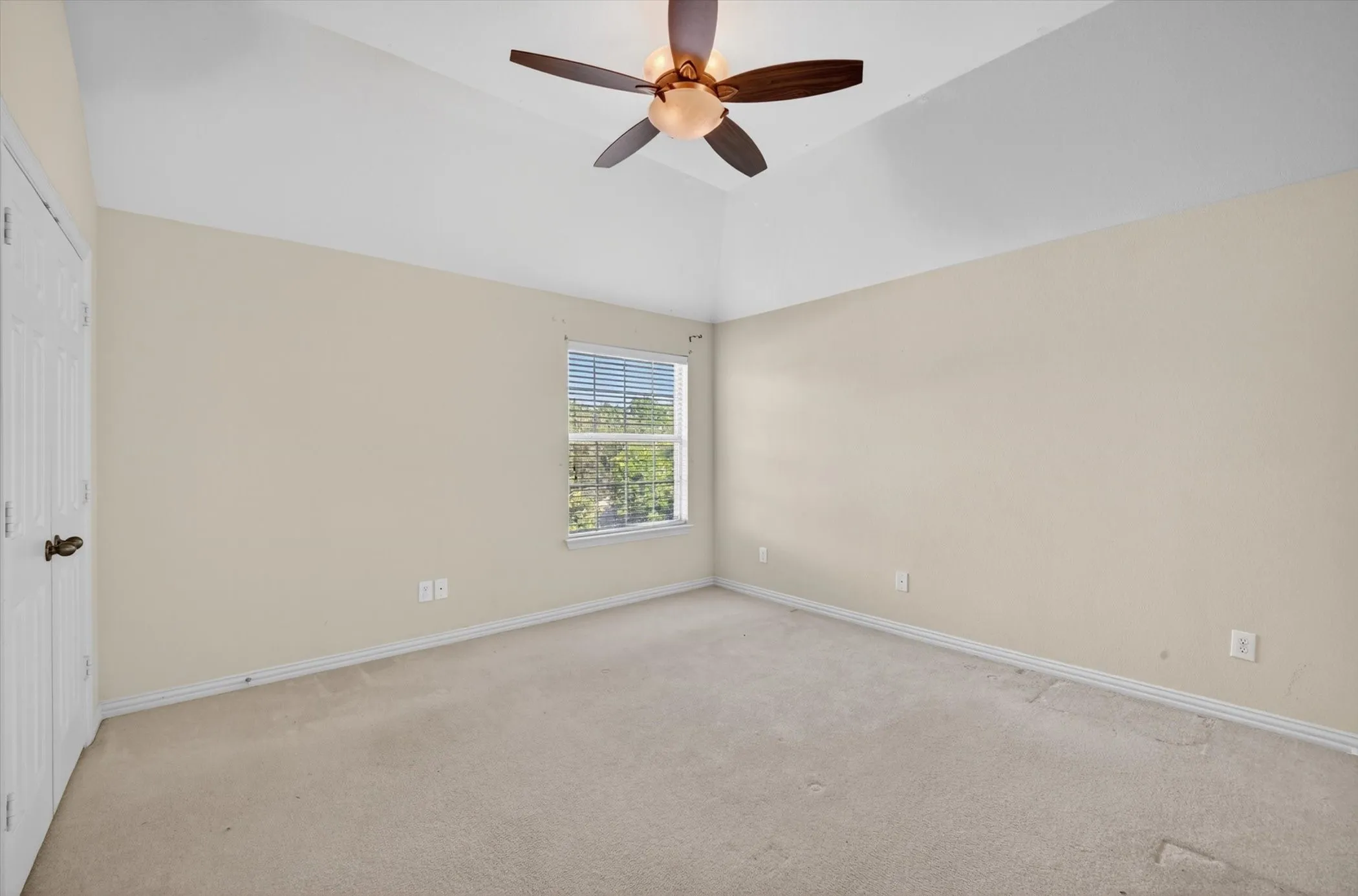 Single Family Residence For Sale in Collin County , 10901 Briar Brook Lane, Frisco, Texas 75033, 4 Bedroom, 4 Bathroom, 3 Garage spaces, 3,826 Sqft, built in 2003, mls#21287366, Real Estate Agent in Frisco, Homes For Sale in Collin county, Homes For Sale in Frisco, Realtor in Frisco Texas, Real Estate Brokerage Independent Realty Texas, Luminita Cordes Realtor