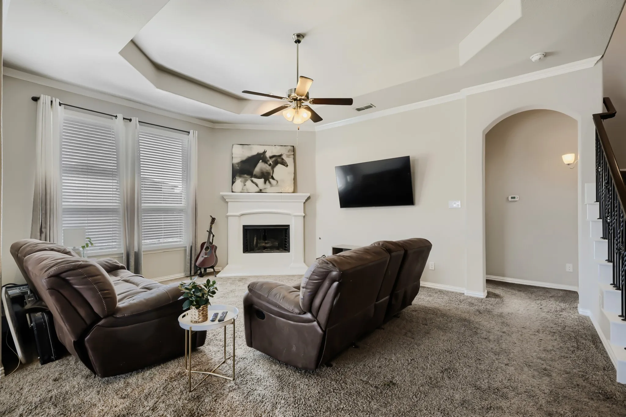 Single Family Residence For Sale in Denton County , 2002 Milano Lane, Lewisville, Texas 75077, 3 Bedroom, 3 Bathroom, 2 Garage spaces, 2,515 Sqft, built in 2016, mls#21291191, Real Estate Agent in Lewisville, Homes For Sale in Denton county, Homes For Sale in Lewisville, Realtor in Lewisville Texas, Real Estate Brokerage Independent Realty Texas, Luminita Cordes Realtor