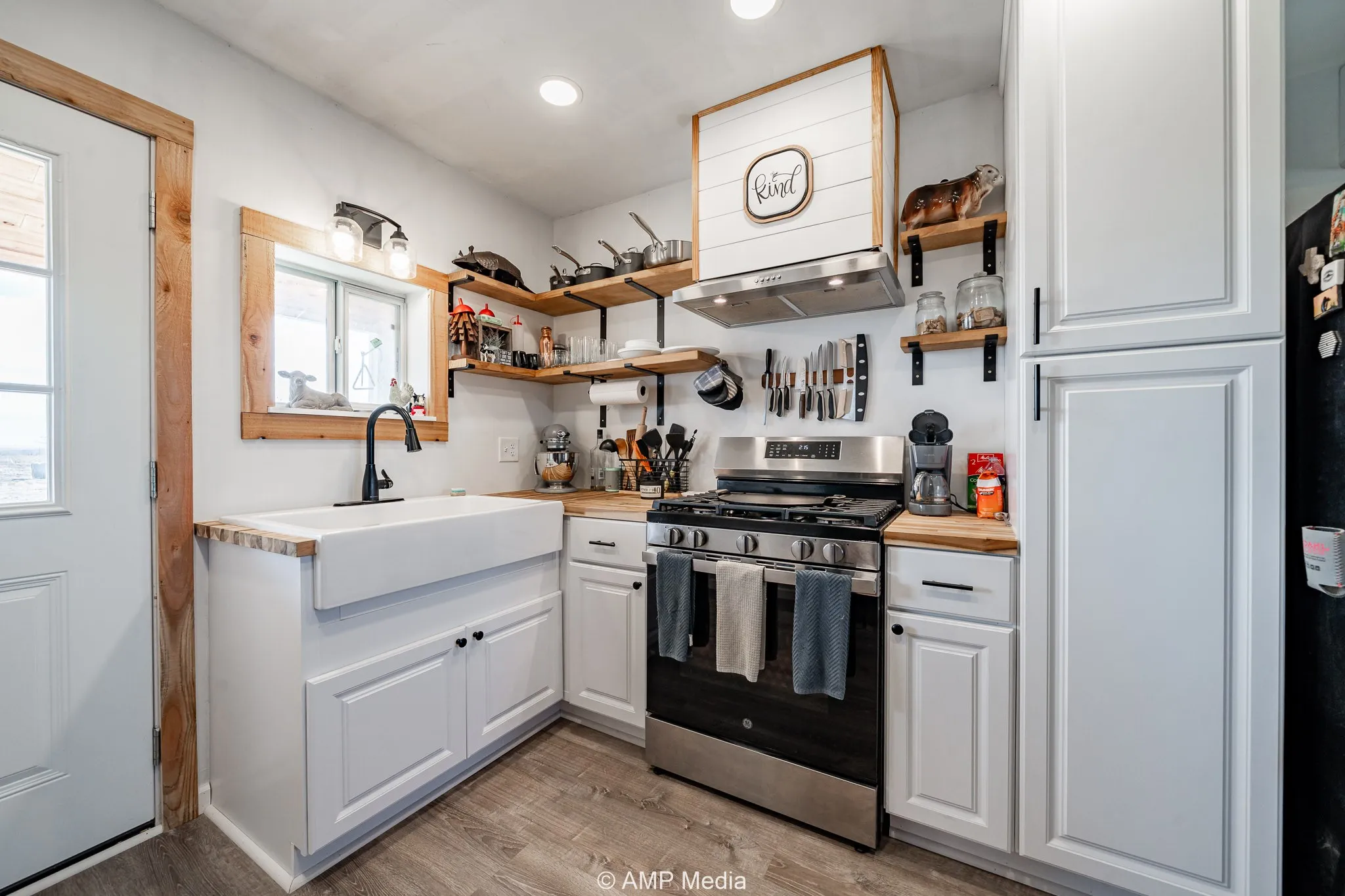 Single Family Residence For Sale in Jones County , 13558 County Road 440, Merkel, Texas 79536, 1 Bedroom, 1 Bathroom, Garage spaces, 400 Sqft, built in 2024, mls#21291199, Real Estate Agent in Merkel, Homes For Sale in Jones county, Homes For Sale in Merkel, Realtor in Merkel Texas, Real Estate Brokerage Independent Realty Texas, Luminita Cordes Realtor
