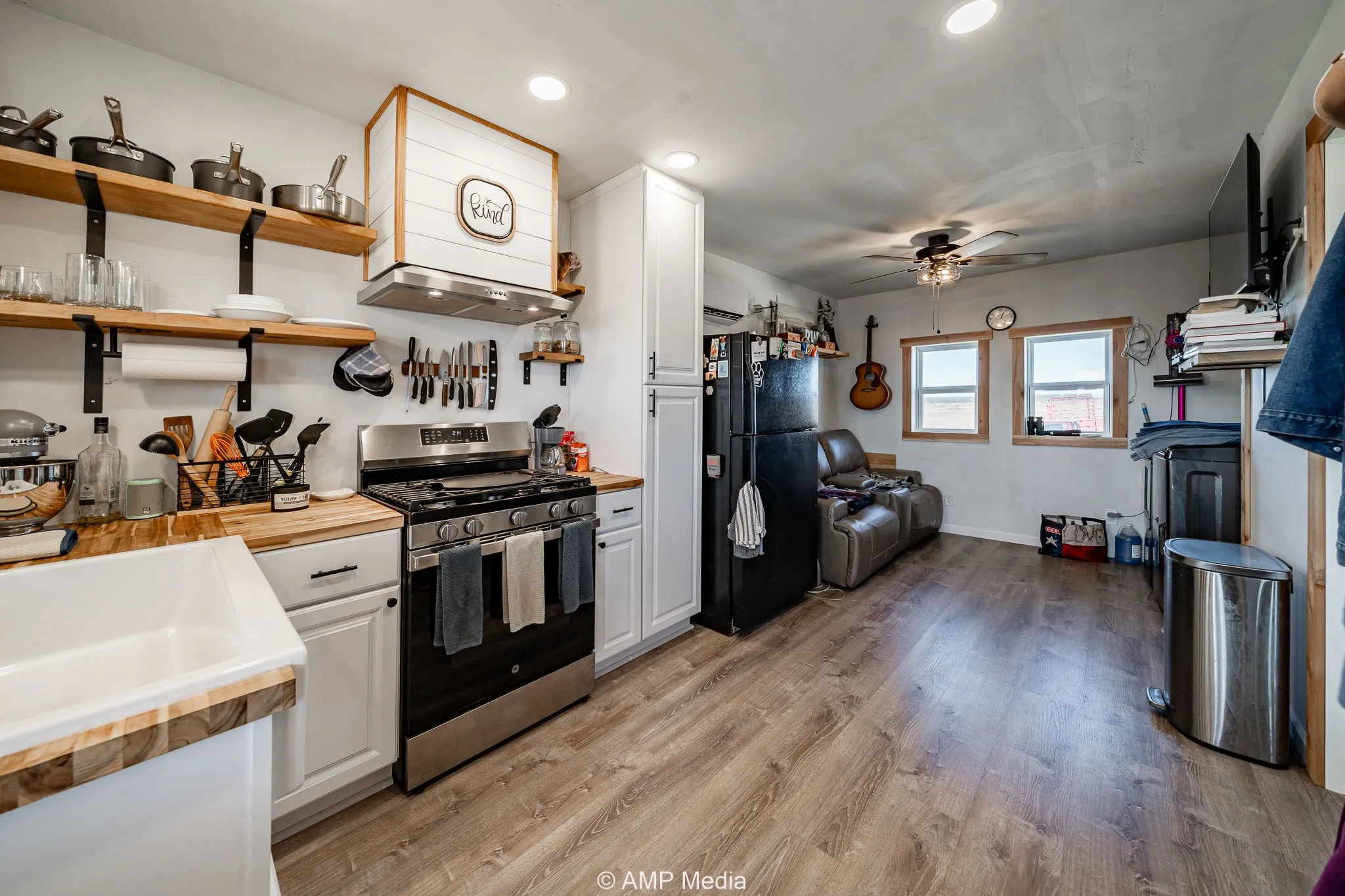 Single Family Residence For Sale in Jones County , 13558 County Road 440, Merkel, Texas 79536, 1 Bedroom, 1 Bathroom, Garage spaces, 400 Sqft, built in 2024, mls#21291199, Real Estate Agent in Merkel, Homes For Sale in Jones county, Homes For Sale in Merkel, Realtor in Merkel Texas, Real Estate Brokerage Independent Realty Texas, Luminita Cordes Realtor