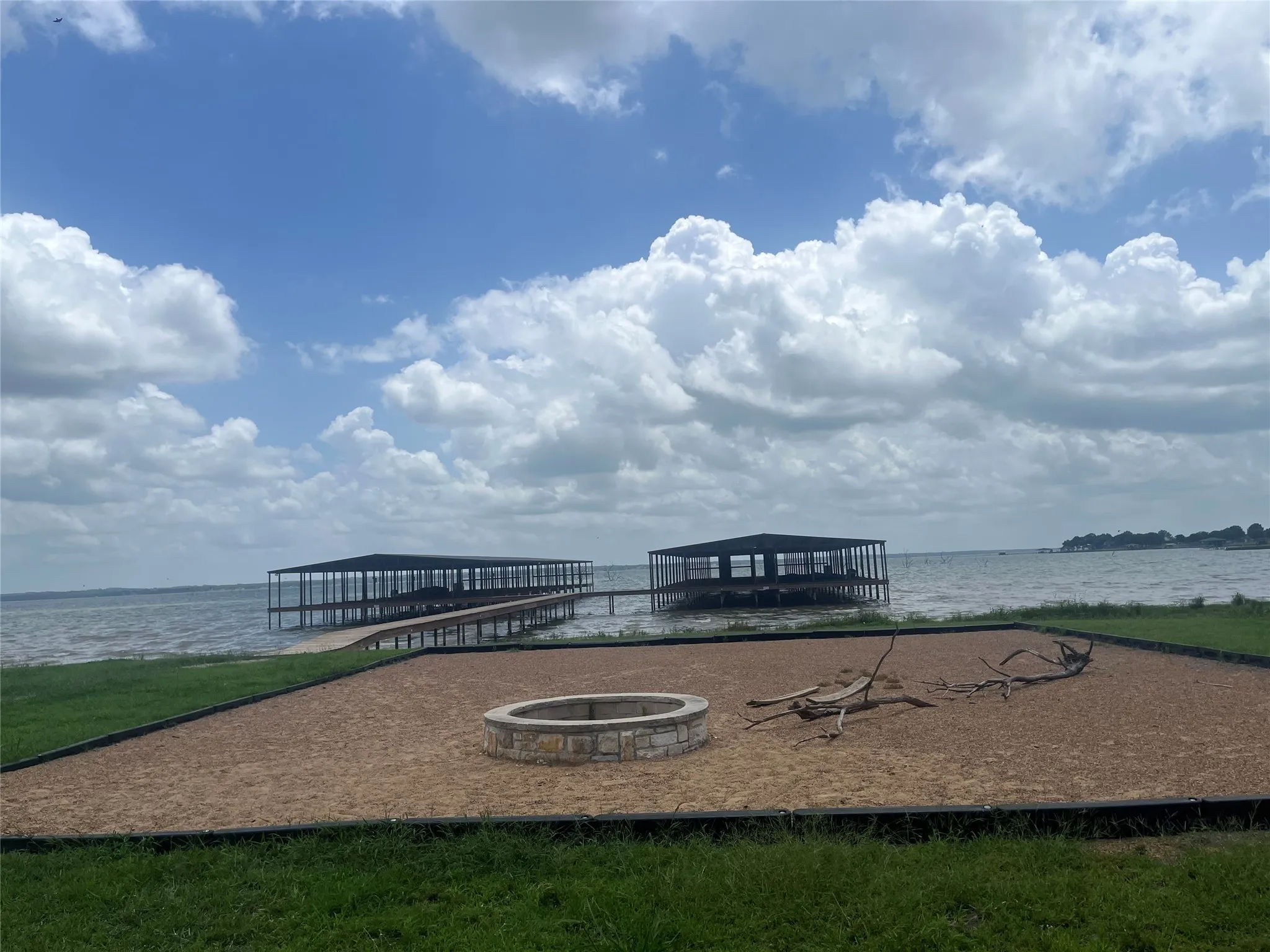 Improved Land For Sale in Navarro County , Lot 87 Stillwater Shores Drive, Corsicana, Texas 75109, 0, 0, Garage spaces, 0 Sqft, built in 0, Price $70,000, mls#21291195, Real Estate Agent in Corsicana, Homes For Sale in Navarro county, Homes For Sale in Corsicana, Realtor in Corsicana Texas, Real Estate Brokerage Independent Realty Texas, Luminita Cordes Realtor