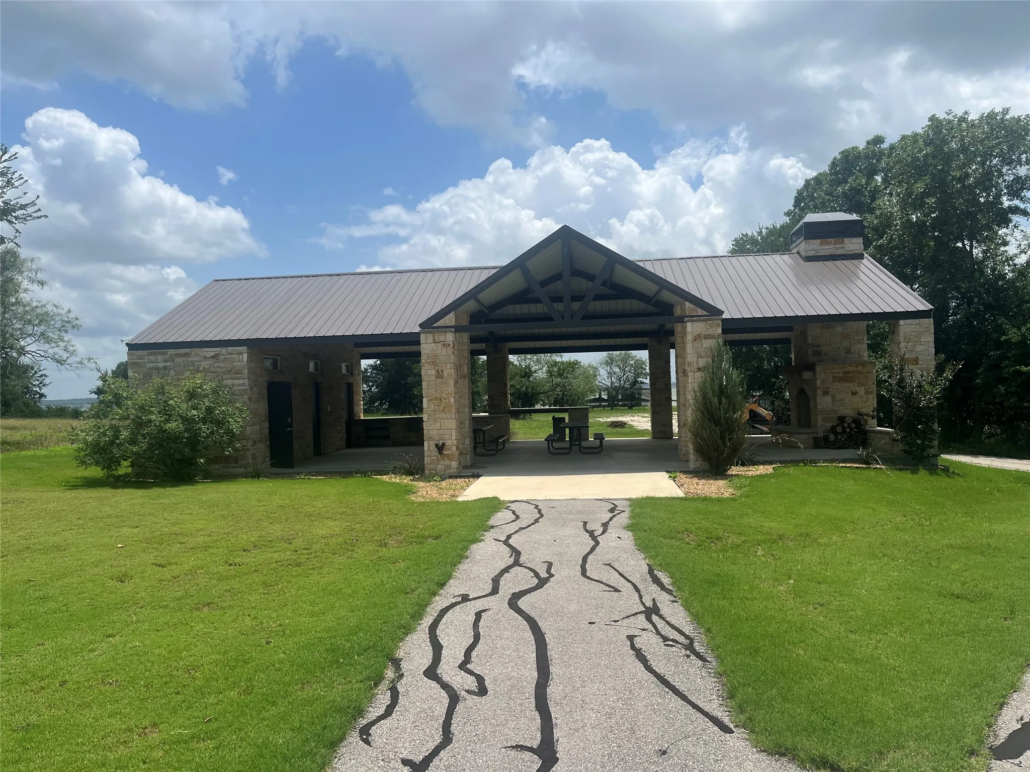 Improved Land For Sale in Navarro County , Lot 87 Stillwater Shores Drive, Corsicana, Texas 75109, 0, 0, Garage spaces, 0 Sqft, built in 0, Price $70,000, mls#21291195, Real Estate Agent in Corsicana, Homes For Sale in Navarro county, Homes For Sale in Corsicana, Realtor in Corsicana Texas, Real Estate Brokerage Independent Realty Texas, Luminita Cordes Realtor