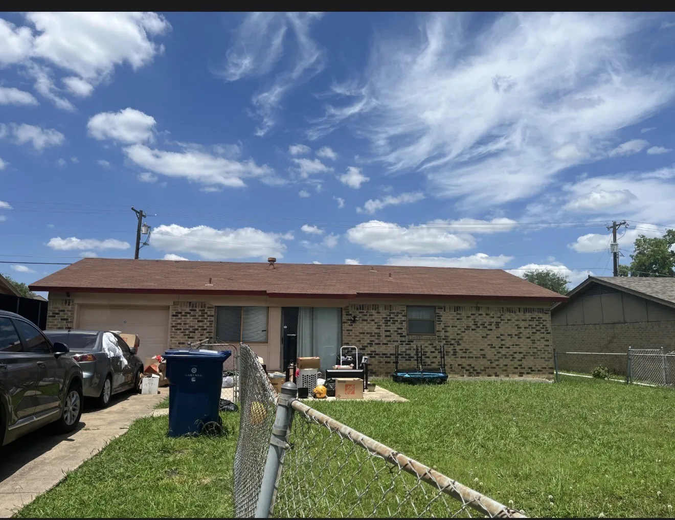 Single Family Residence For Sale in Dallas County , 914 Pleasant Valley Road, Garland, Texas 75040, 3 Bedrooms, 2 Bathrooms, 1 Garage spaces, 938 Sqft, built in 1969, Price $200,000, mls#21291216, Real Estate Agent in Garland, Homes For Sale in Dallas county, Homes For Sale in Garland, Realtor in Garland Texas, Real Estate Brokerage Independent Realty Texas, Luminita Cordes Realtor