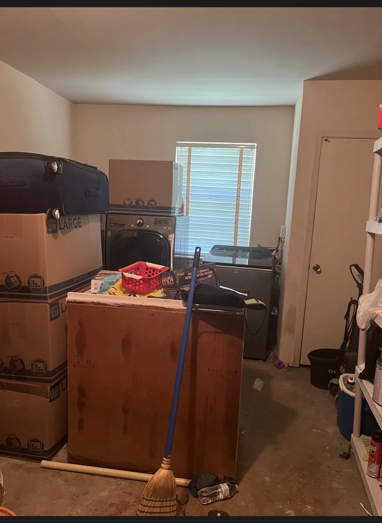 Single Family Residence For Sale in Dallas County , 914 Pleasant Valley Road, Garland, Texas 75040, 3 Bedrooms, 2 Bathrooms, 1 Garage spaces, 938 Sqft, built in 1969, Price $200,000, mls#21291216, Real Estate Agent in Garland, Homes For Sale in Dallas county, Homes For Sale in Garland, Realtor in Garland Texas, Real Estate Brokerage Independent Realty Texas, Luminita Cordes Realtor
