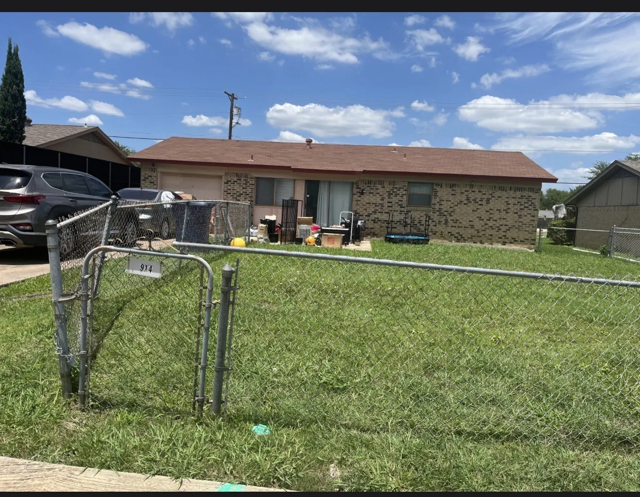 Single Family Residence For Sale in Dallas County , 914 Pleasant Valley Road, Garland, Texas 75040, 3 Bedrooms, 2 Bathrooms, 1 Garage spaces, 938 Sqft, built in 1969, Price $200,000, mls#21291216, Real Estate Agent in Garland, Homes For Sale in Dallas county, Homes For Sale in Garland, Realtor in Garland Texas, Real Estate Brokerage Independent Realty Texas, Luminita Cordes Realtor