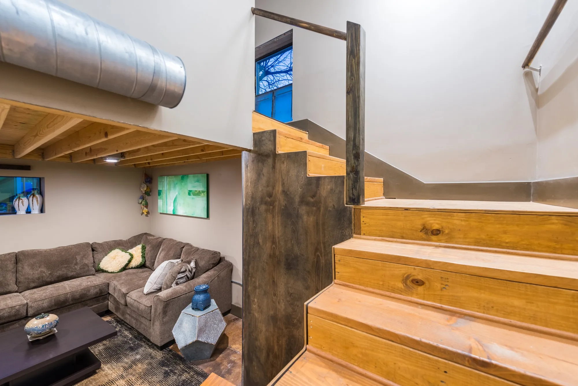 Townhouse For Rent in Dallas County , 3100 Commerce Street 140, Dallas, Texas 75226, 1 Bedroom, 1 Bathroom, Garage spaces, 1,000 Sqft, built in 1940, Price $1,899, mls#21291237, Real Estate Agent in Dallas, Homes For Rent in Dallas county, Homes For Rent in Dallas, Realtor in Dallas Texas, Real Estate Brokerage Independent Realty Texas, Luminita Cordes Realtor
