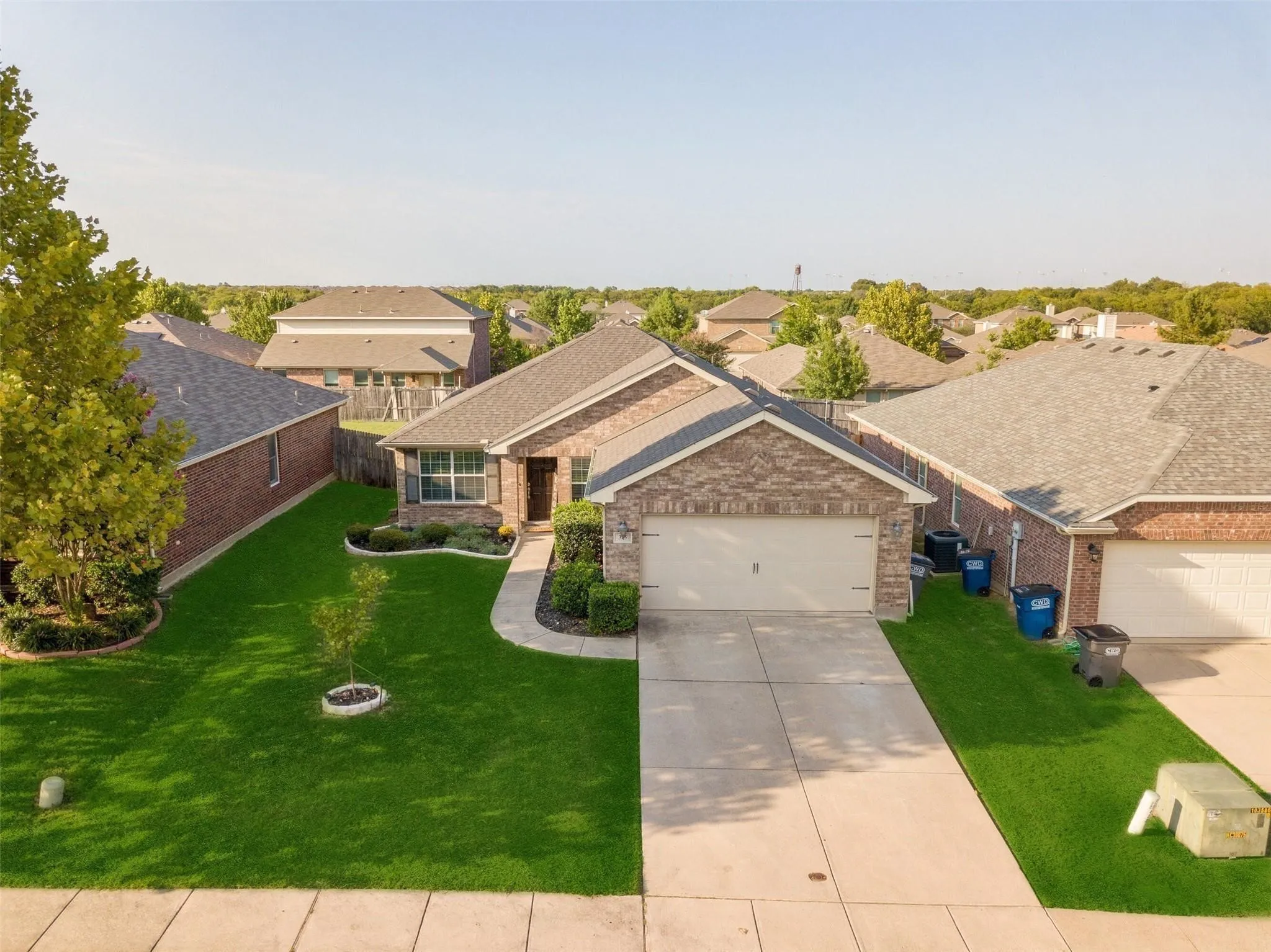 Single Family Residence For Rent in Collin County , 325 Crosscreek Drive, Princeton, Texas 75407, 4 Bedroom, 2 Bathroom, 2 Garage spaces, 1,540 Sqft, built in 2009, mls#21291248, Real Estate Agent in Princeton, Homes For Rent in Collin county, Homes For Rent in Princeton, Realtor in Princeton Texas, Real Estate Brokerage Independent Realty Texas, Luminita Cordes Realtor