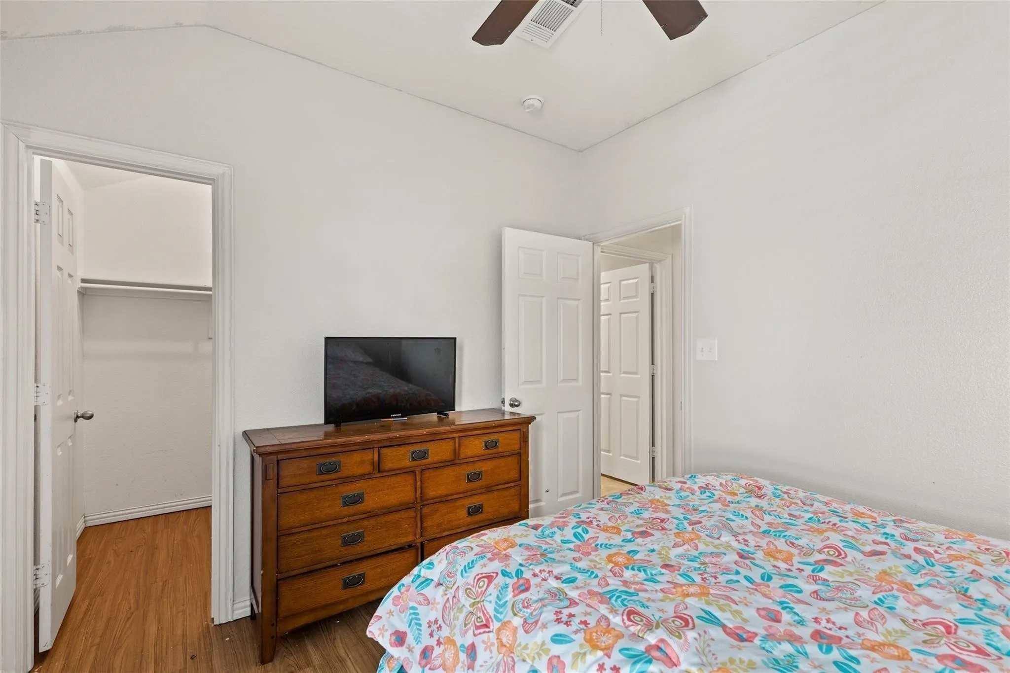 Single Family Residence For Rent in Collin County , 325 Crosscreek Drive, Princeton, Texas 75407, 4 Bedroom, 2 Bathroom, 2 Garage spaces, 1,540 Sqft, built in 2009, mls#21291248, Real Estate Agent in Princeton, Homes For Rent in Collin county, Homes For Rent in Princeton, Realtor in Princeton Texas, Real Estate Brokerage Independent Realty Texas, Luminita Cordes Realtor