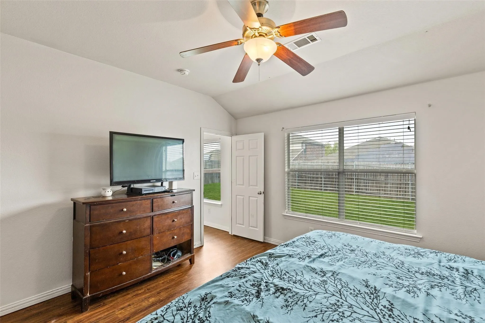 Single Family Residence For Rent in Collin County , 325 Crosscreek Drive, Princeton, Texas 75407, 4 Bedroom, 2 Bathroom, 2 Garage spaces, 1,540 Sqft, built in 2009, mls#21291248, Real Estate Agent in Princeton, Homes For Rent in Collin county, Homes For Rent in Princeton, Realtor in Princeton Texas, Real Estate Brokerage Independent Realty Texas, Luminita Cordes Realtor
