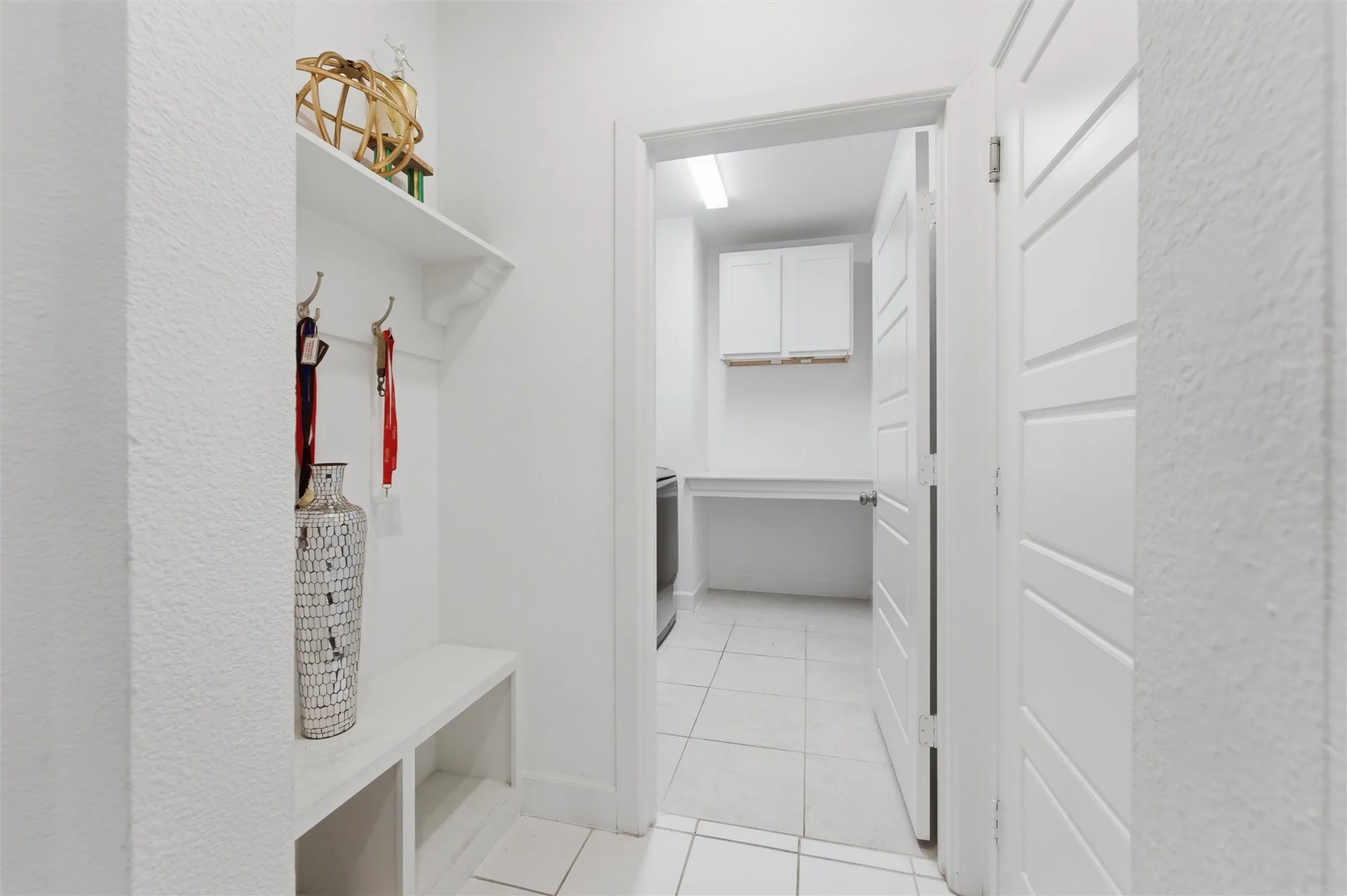 Single Family Residence For Sale in Tarrant County , 3108 Bluff Creek Drive, Mansfield, Texas 76063, 4 Bedroom, 3 Bathroom, 2 Garage spaces, 3,146 Sqft, built in 2022, mls#21287686, Real Estate Agent in Mansfield, Homes For Sale in Tarrant county, Homes For Sale in Mansfield, Realtor in Mansfield Texas, Real Estate Brokerage Independent Realty Texas, Luminita Cordes Realtor