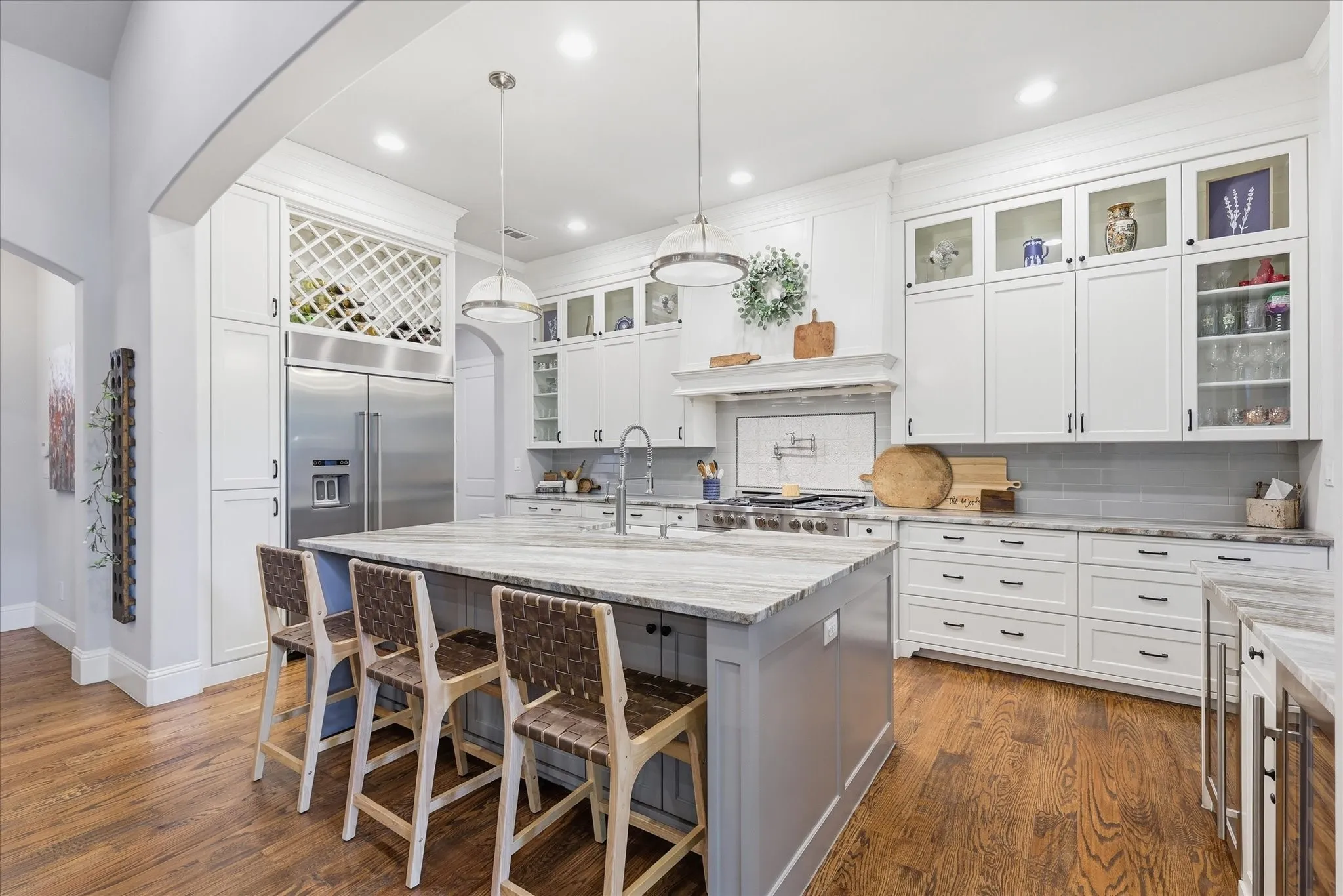 Single Family Residence For Sale in Collin County , 908 Baker Street, Mc Kinney, Texas 75069, 3 Bedroom, 3 Bathroom, 3 Garage spaces, 2,564 Sqft, built in 2019, mls#21287562, Real Estate Agent in Mc Kinney, Homes For Sale in Collin county, Homes For Sale in Mc Kinney, Realtor in Mc Kinney Texas, Real Estate Brokerage Independent Realty Texas, Luminita Cordes Realtor