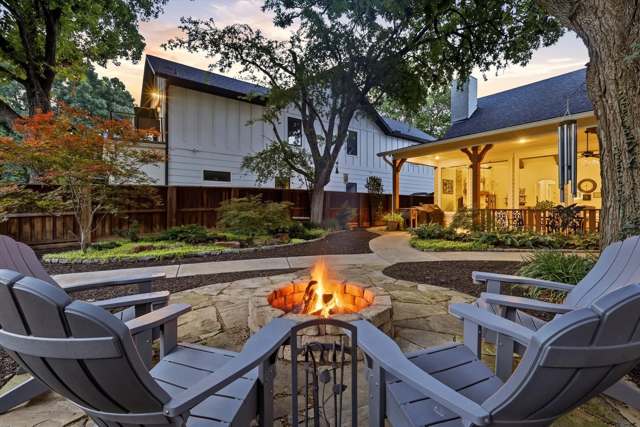 Single Family Residence For Sale in Collin County , 908 Baker Street, Mc Kinney, Texas 75069, 3 Bedroom, 3 Bathroom, 3 Garage spaces, 2,564 Sqft, built in 2019, mls#21287562, Real Estate Agent in Mc Kinney, Homes For Sale in Collin county, Homes For Sale in Mc Kinney, Realtor in Mc Kinney Texas, Real Estate Brokerage Independent Realty Texas, Luminita Cordes Realtor