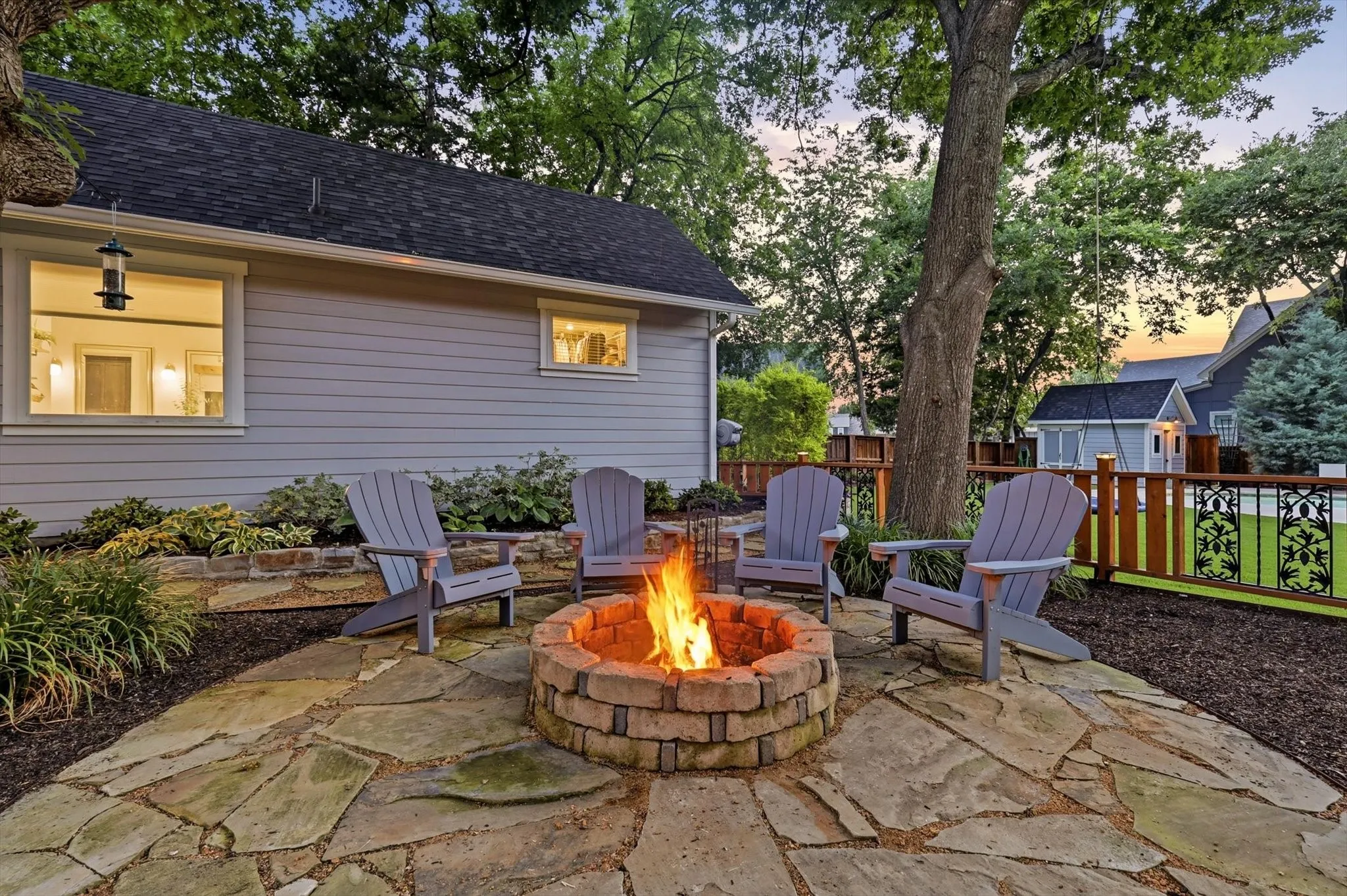 Single Family Residence For Sale in Collin County , 908 Baker Street, Mc Kinney, Texas 75069, 3 Bedroom, 3 Bathroom, 3 Garage spaces, 2,564 Sqft, built in 2019, mls#21287562, Real Estate Agent in Mc Kinney, Homes For Sale in Collin county, Homes For Sale in Mc Kinney, Realtor in Mc Kinney Texas, Real Estate Brokerage Independent Realty Texas, Luminita Cordes Realtor