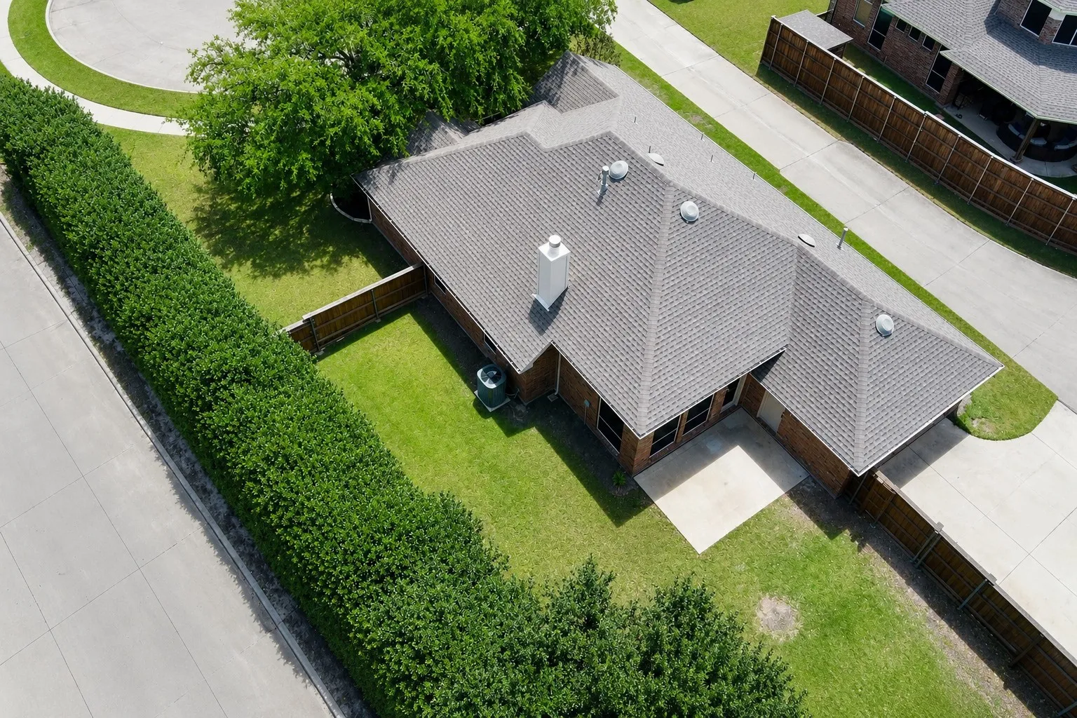 Single Family Residence For Sale in Denton County , 9461 Wichita Trail, Frisco, Texas 75033, 4 Bedroom, 2 Bathroom, 2 Garage spaces, 1,753 Sqft, built in 1999, mls#21290921, Real Estate Agent in Frisco, Homes For Sale in Denton county, Homes For Sale in Frisco, Realtor in Frisco Texas, Real Estate Brokerage Independent Realty Texas, Luminita Cordes Realtor