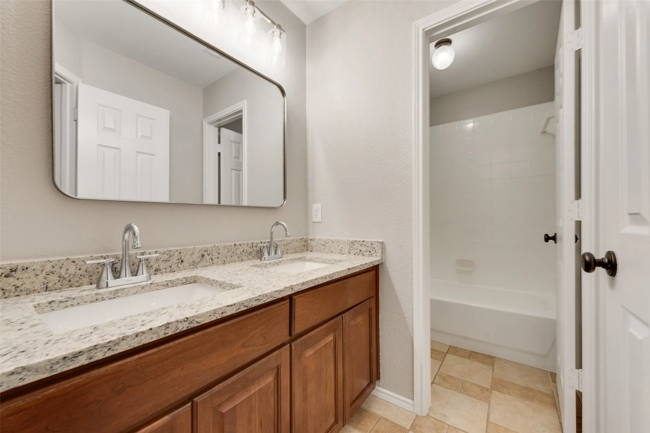 Single Family Residence For Sale in Denton County , 9461 Wichita Trail, Frisco, Texas 75033, 4 Bedroom, 2 Bathroom, 2 Garage spaces, 1,753 Sqft, built in 1999, mls#21290921, Real Estate Agent in Frisco, Homes For Sale in Denton county, Homes For Sale in Frisco, Realtor in Frisco Texas, Real Estate Brokerage Independent Realty Texas, Luminita Cordes Realtor