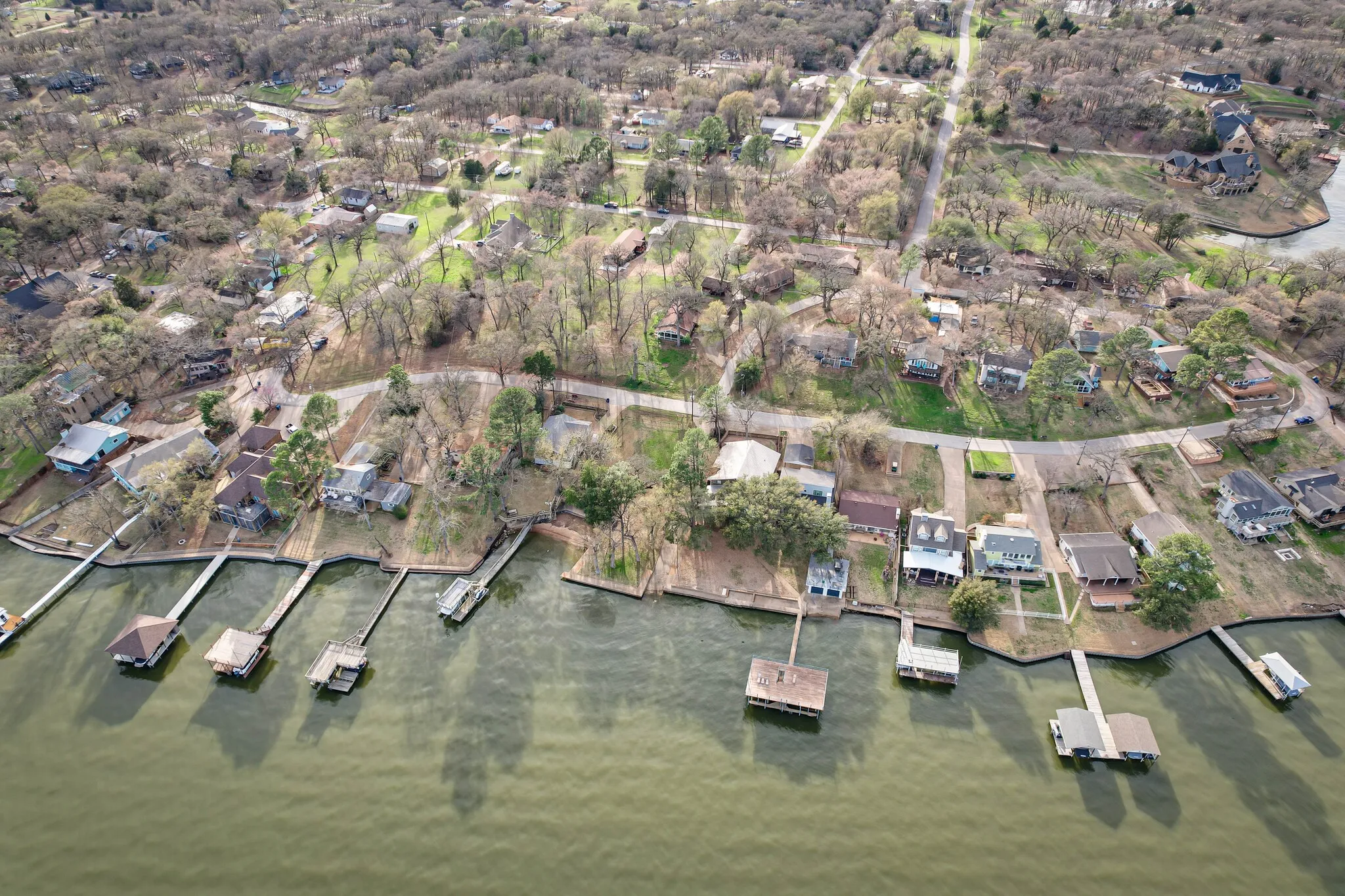 The house is 1 minute walk to the water