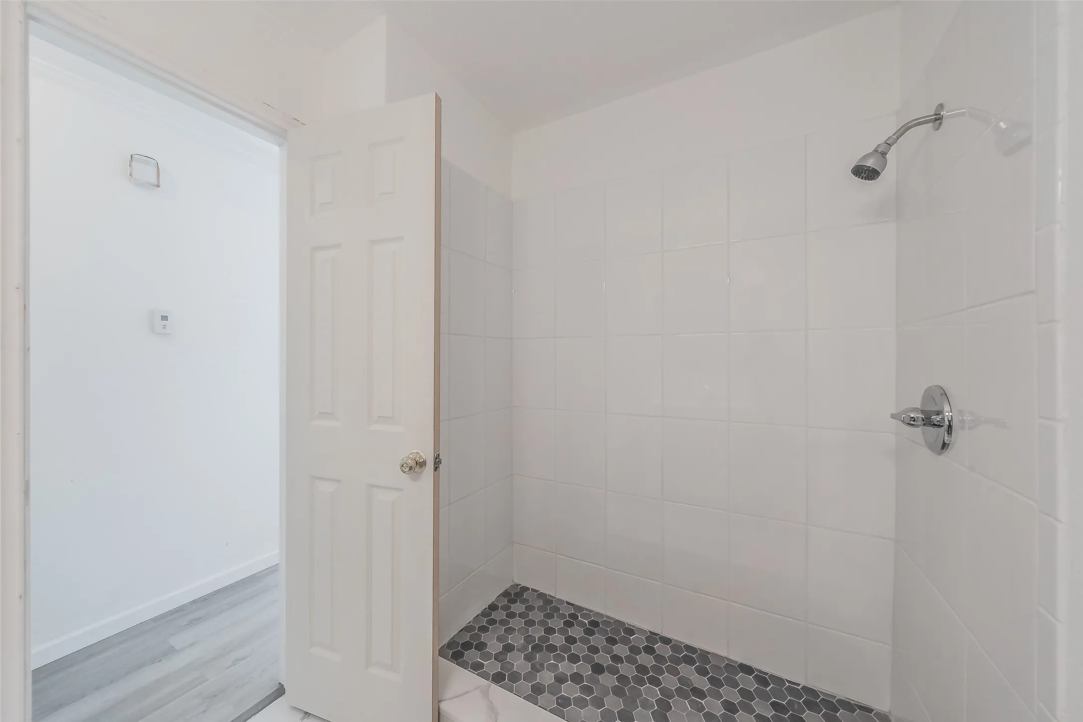 Single Family Residence For Sale in Tarrant County , 4920 Colorado Boulevard, North Richland Hills, Texas 76180, 3 Bedroom, 2 Bathroom, 1 Garage spaces, 1,410 Sqft, built in 1960, mls#21290160, Real Estate Agent in North Richland Hills, Homes For Sale in Tarrant county, Homes For Sale in North Richland Hills, Realtor in North Richland Hills Texas, Real Estate Brokerage Independent Realty Texas, Luminita Cordes Realtor