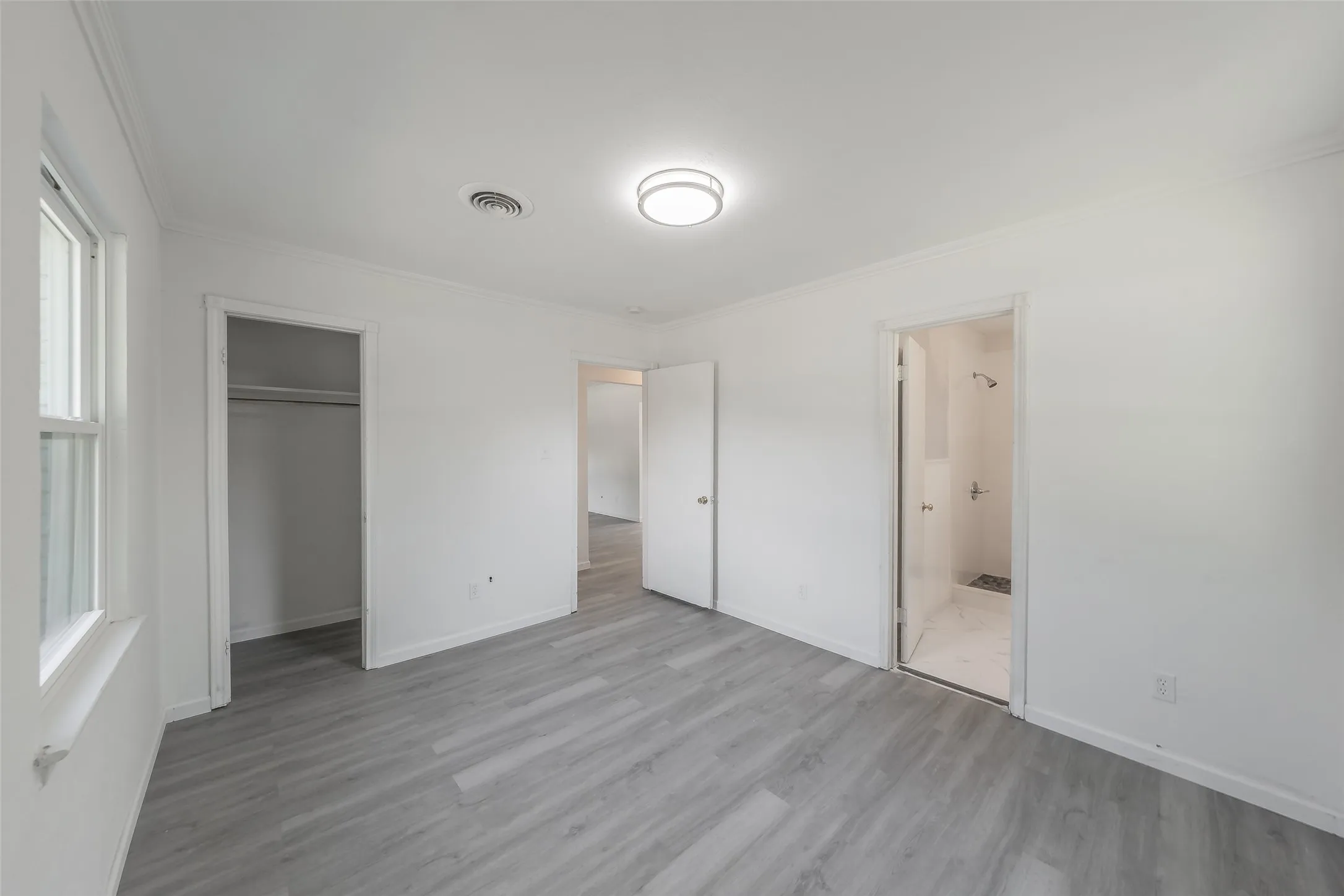 Single Family Residence For Sale in Tarrant County , 4920 Colorado Boulevard, North Richland Hills, Texas 76180, 3 Bedroom, 2 Bathroom, 1 Garage spaces, 1,410 Sqft, built in 1960, mls#21290160, Real Estate Agent in North Richland Hills, Homes For Sale in Tarrant county, Homes For Sale in North Richland Hills, Realtor in North Richland Hills Texas, Real Estate Brokerage Independent Realty Texas, Luminita Cordes Realtor