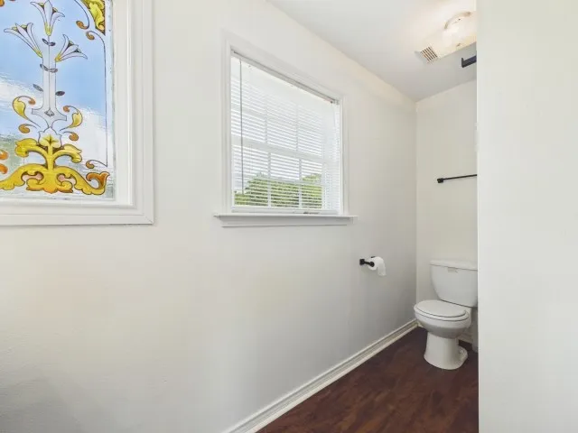 Single Family Residence For Sale in Van Zandt County , 7574 State Highway 64, Ben Wheeler, Texas 75754, 3 Bedroom, 3 Bathroom, 4 Garage spaces, 2,080 Sqft, built in 1984, mls#21291247, Real Estate Agent in Ben Wheeler, Homes For Sale in Van Zandt county, Homes For Sale in Ben Wheeler, Realtor in Ben Wheeler Texas, Real Estate Brokerage Independent Realty Texas, Luminita Cordes Realtor