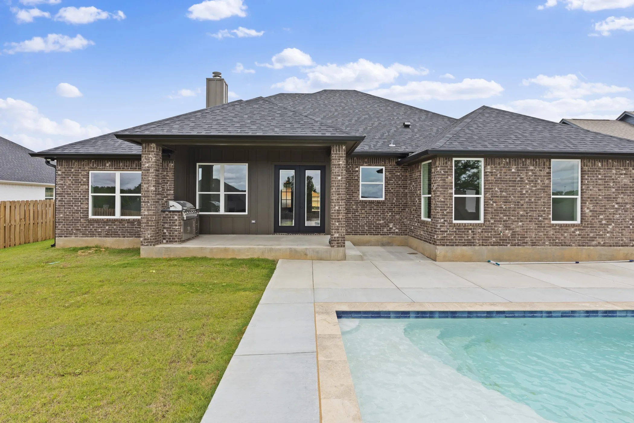 Single Family Residence For Sale in Smith County , 16417 Clearview Drive, Lindale, Texas 75771, 4 Bedroom, 4 Bathroom, 2 Garage spaces, 2,318 Sqft, built in 2026, mls#21291270, Real Estate Agent in Lindale, Homes For Sale in Smith county, Homes For Sale in Lindale, Realtor in Lindale Texas, Real Estate Brokerage Independent Realty Texas, Luminita Cordes Realtor