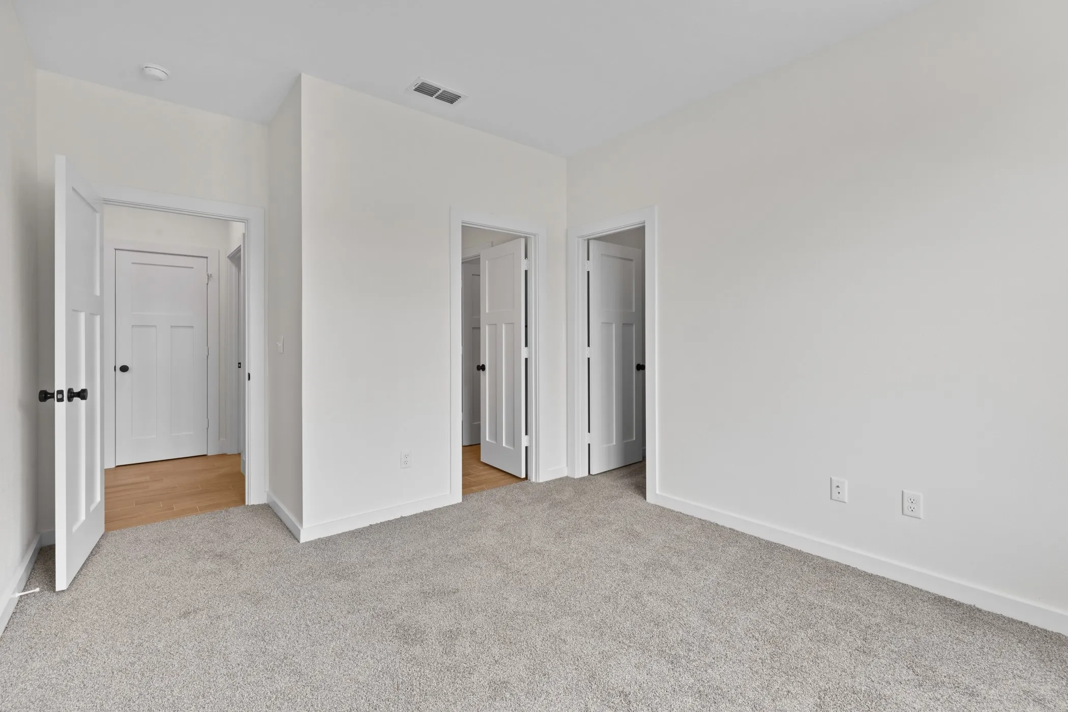 Single Family Residence For Sale in Smith County , 16417 Clearview Drive, Lindale, Texas 75771, 4 Bedroom, 4 Bathroom, 2 Garage spaces, 2,318 Sqft, built in 2026, mls#21291270, Real Estate Agent in Lindale, Homes For Sale in Smith county, Homes For Sale in Lindale, Realtor in Lindale Texas, Real Estate Brokerage Independent Realty Texas, Luminita Cordes Realtor
