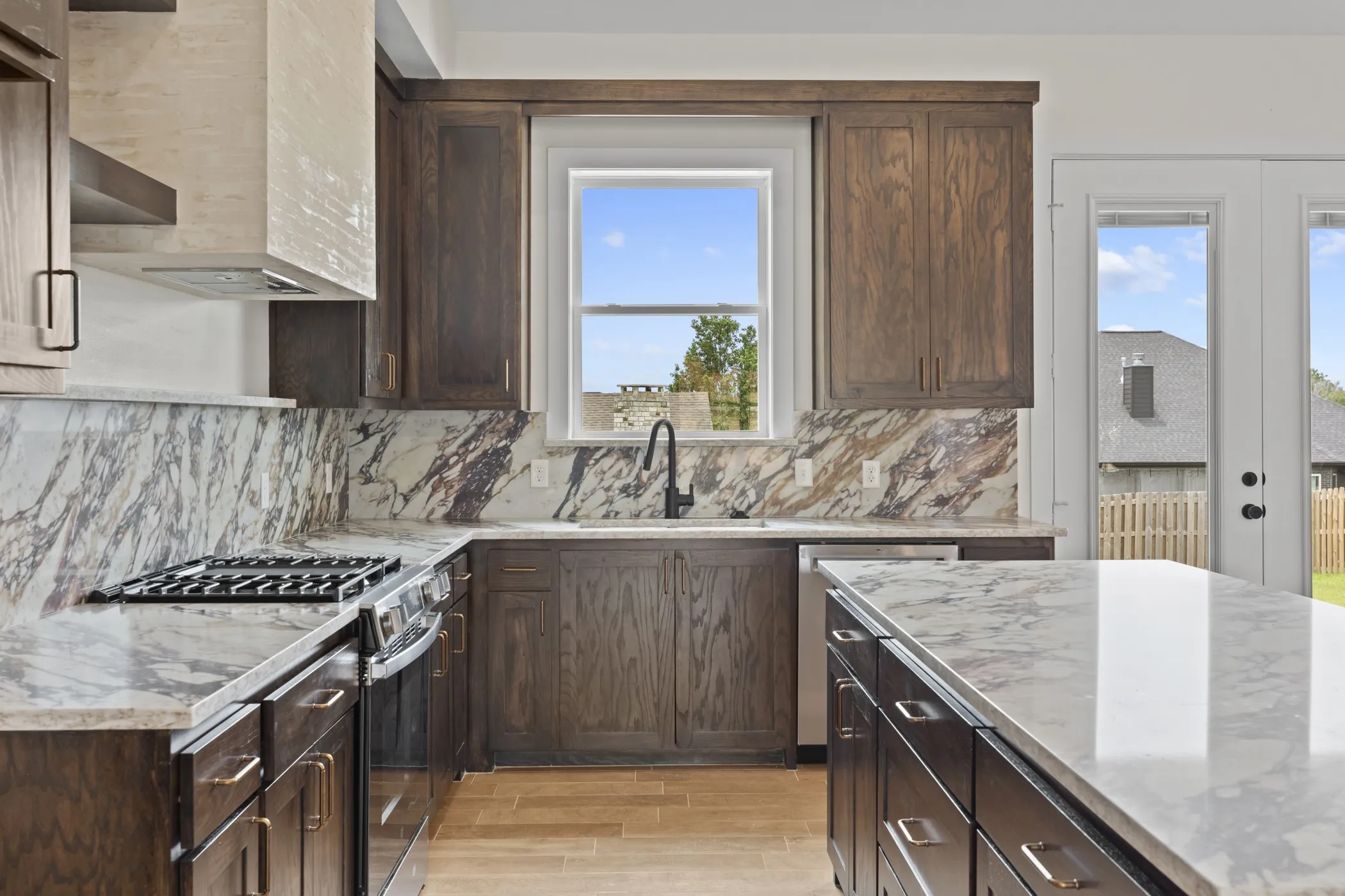Single Family Residence For Sale in Smith County , 16417 Clearview Drive, Lindale, Texas 75771, 4 Bedroom, 4 Bathroom, 2 Garage spaces, 2,318 Sqft, built in 2026, mls#21291270, Real Estate Agent in Lindale, Homes For Sale in Smith county, Homes For Sale in Lindale, Realtor in Lindale Texas, Real Estate Brokerage Independent Realty Texas, Luminita Cordes Realtor