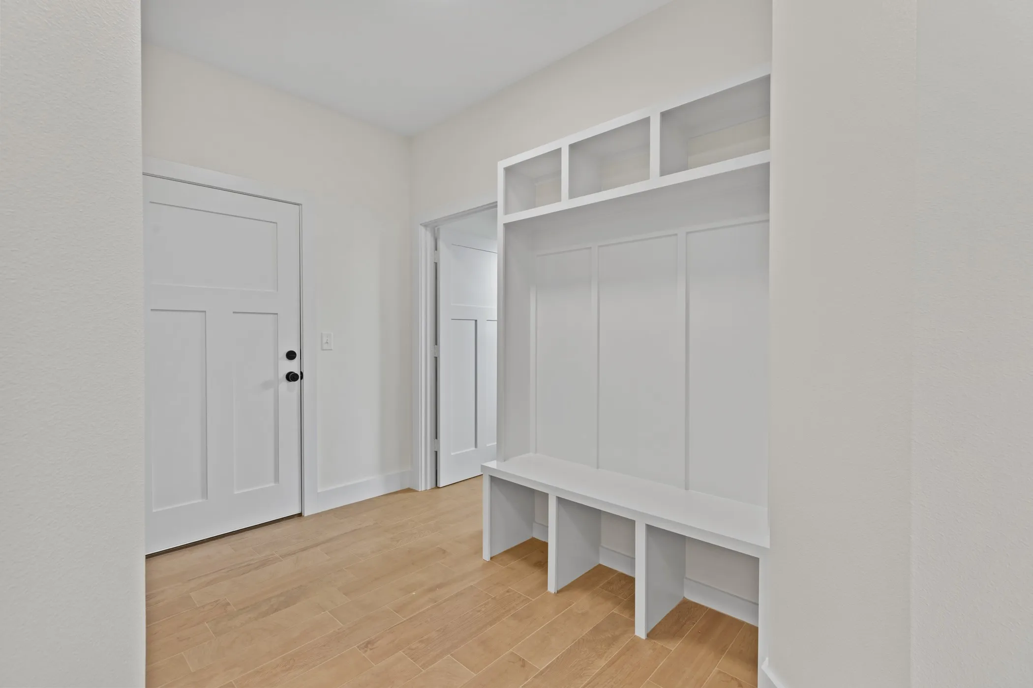 Single Family Residence For Sale in Smith County , 16417 Clearview Drive, Lindale, Texas 75771, 4 Bedroom, 4 Bathroom, 2 Garage spaces, 2,318 Sqft, built in 2026, mls#21291270, Real Estate Agent in Lindale, Homes For Sale in Smith county, Homes For Sale in Lindale, Realtor in Lindale Texas, Real Estate Brokerage Independent Realty Texas, Luminita Cordes Realtor