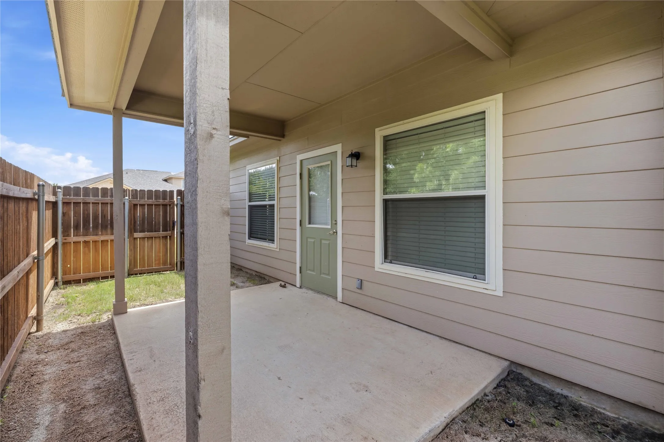 Condominium For Sale in Brown County , 3001 Waterstone Drive, Brownwood, Texas 76801, 3 Bedroom, 2 Bathroom, 2 Garage spaces, 1,482 Sqft, built in 2020, mls#21284802, Real Estate Agent in Brownwood, Homes For Sale in Brown county, Homes For Sale in Brownwood, Realtor in Brownwood Texas, Real Estate Brokerage Independent Realty Texas, Luminita Cordes Realtor