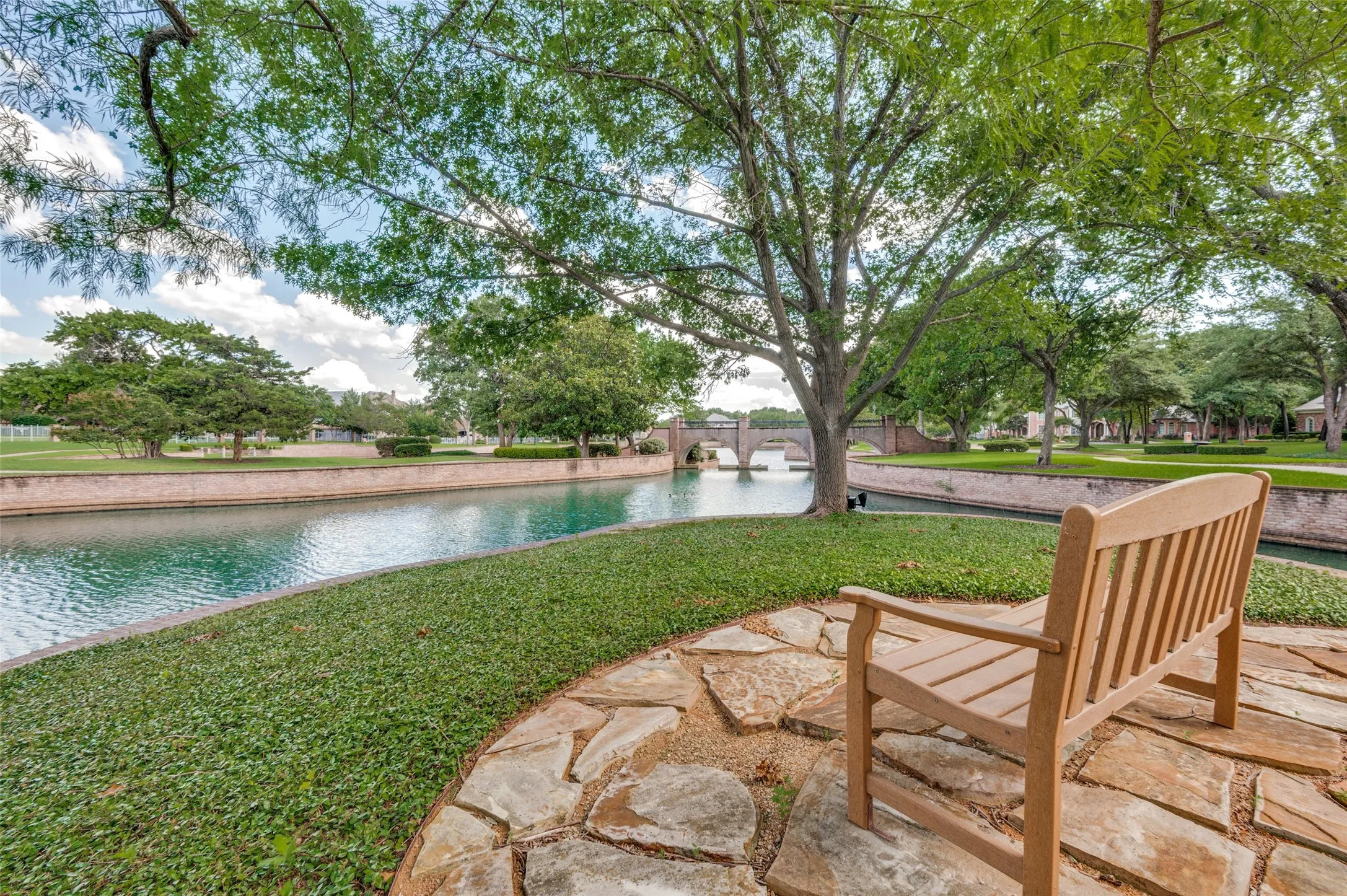 Single Family Residence For Sale in Tarrant County , 5511 Clermont Court, Colleyville, Texas 76034, 5 Bedroom, 8 Bathroom, 4 Garage spaces, 6,407 Sqft, built in 1998, mls#21287047, Real Estate Agent in Colleyville, Homes For Sale in Tarrant county, Homes For Sale in Colleyville, Realtor in Colleyville Texas, Real Estate Brokerage Independent Realty Texas, Luminita Cordes Realtor