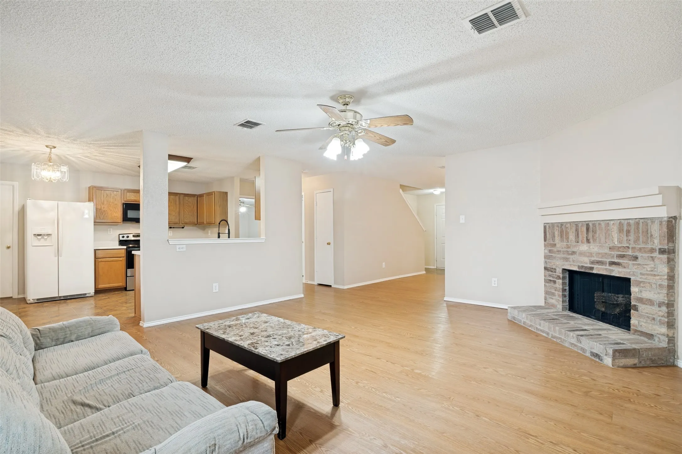 Single Family Residence For Sale in Collin County , 1405 Starpoint Lane, Wylie, Texas 75098, 4 Bedroom, 3 Bathroom, 2 Garage spaces, 2,709 Sqft, built in 1999, mls#21286603, Real Estate Agent in Wylie, Homes For Sale in Collin county, Homes For Sale in Wylie, Realtor in Wylie Texas, Real Estate Brokerage Independent Realty Texas, Luminita Cordes Realtor