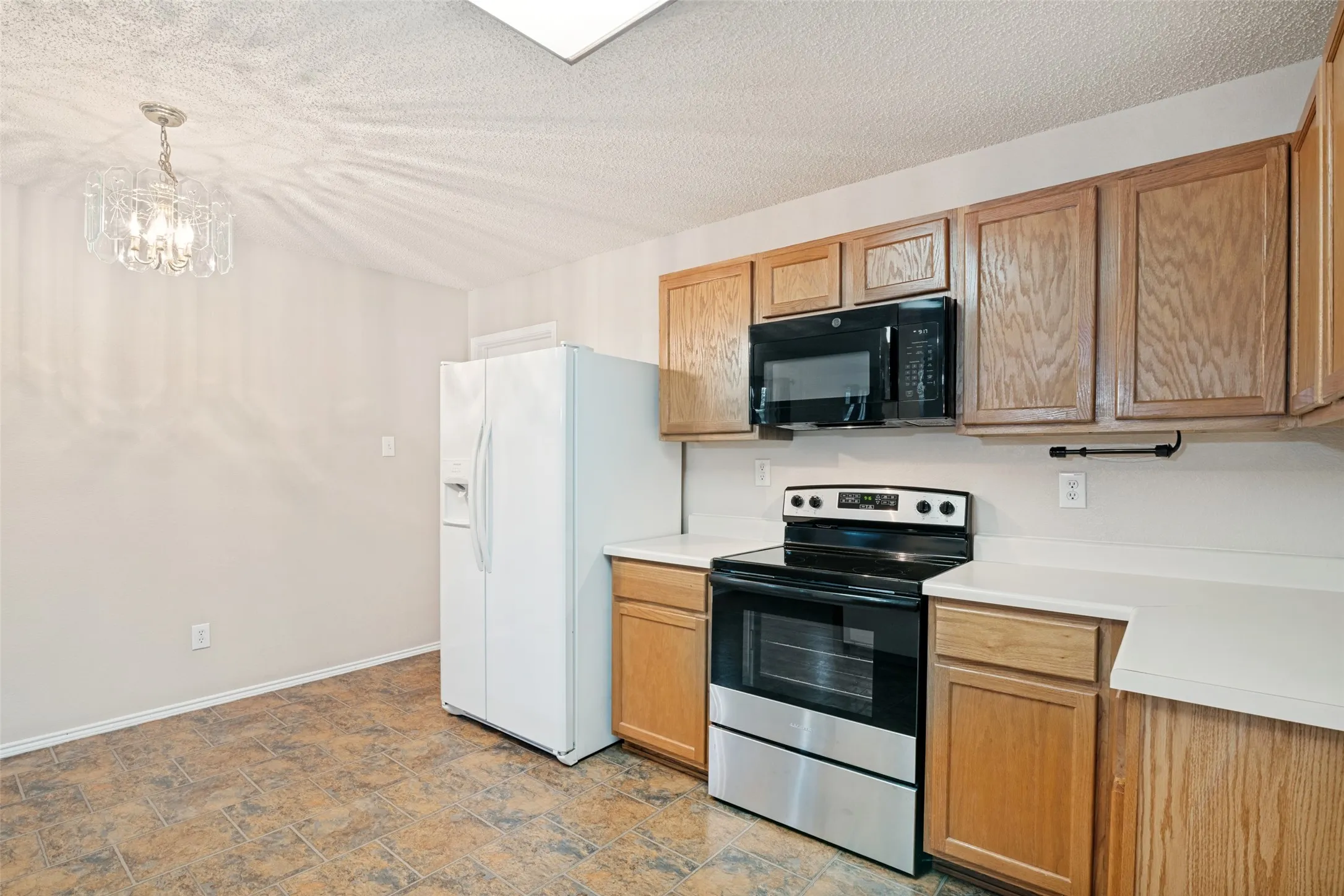 Single Family Residence For Sale in Collin County , 1405 Starpoint Lane, Wylie, Texas 75098, 4 Bedroom, 3 Bathroom, 2 Garage spaces, 2,709 Sqft, built in 1999, mls#21286603, Real Estate Agent in Wylie, Homes For Sale in Collin county, Homes For Sale in Wylie, Realtor in Wylie Texas, Real Estate Brokerage Independent Realty Texas, Luminita Cordes Realtor
