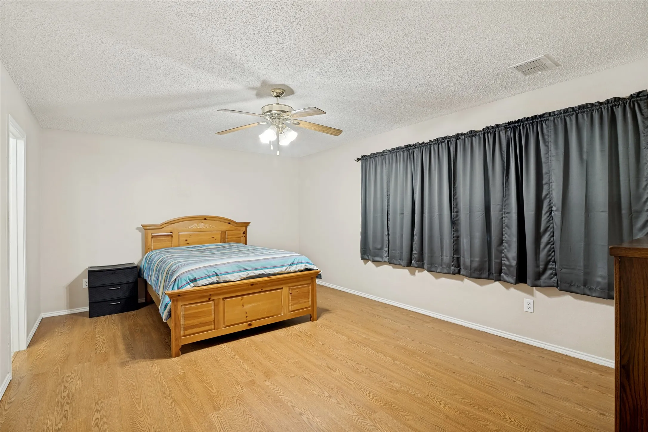 Large primary bedroom downstairs.