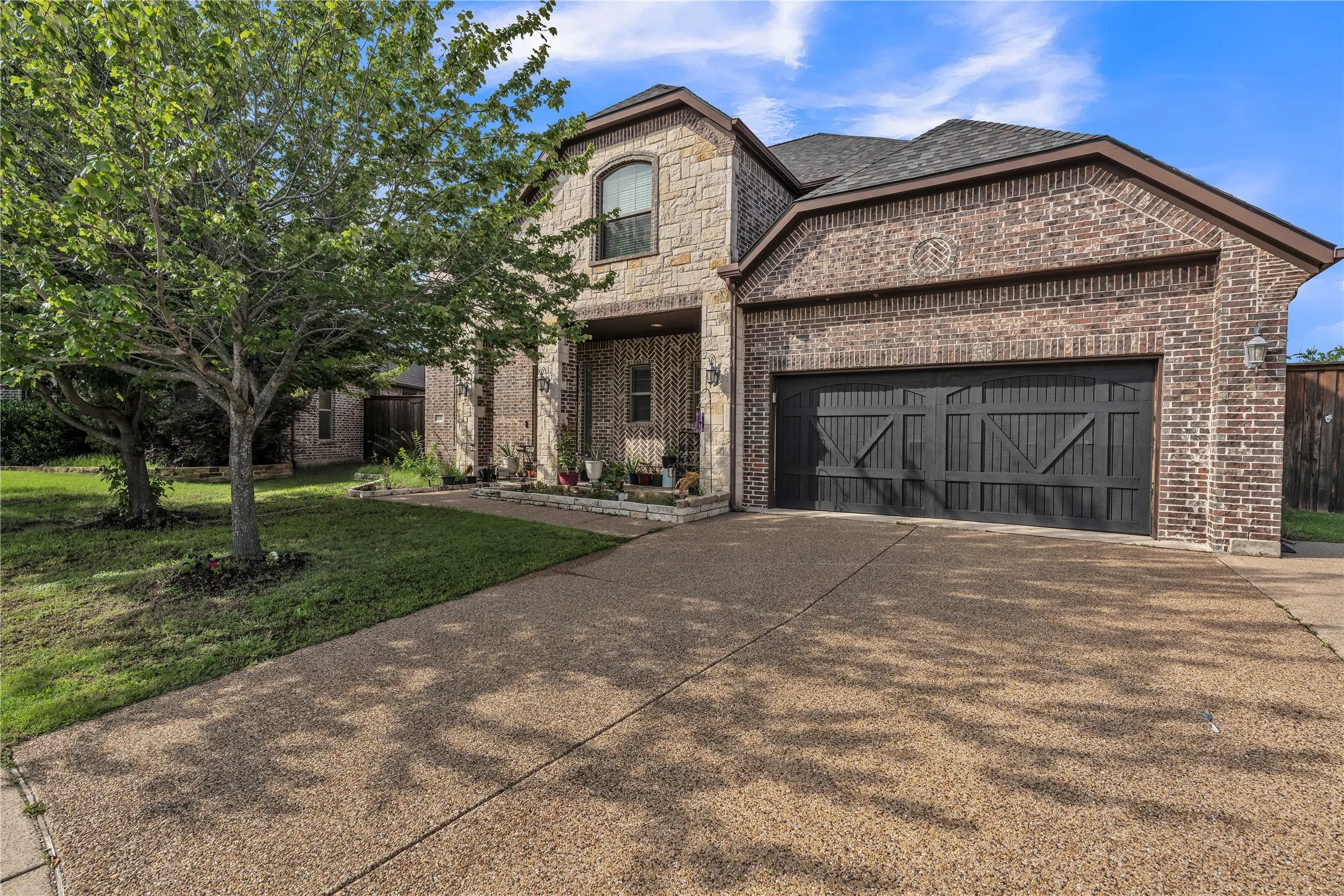 Single Family Residence For Sale in Kaufman County , 800 Goose Court, Forney, Texas 75126, 4 Bedroom, 4 Bathroom, 2 Garage spaces, 3,252 Sqft, built in 2014, mls#21288070, Real Estate Agent in Forney, Homes For Sale in Kaufman county, Homes For Sale in Forney, Realtor in Forney Texas, Real Estate Brokerage Independent Realty Texas, Luminita Cordes Realtor