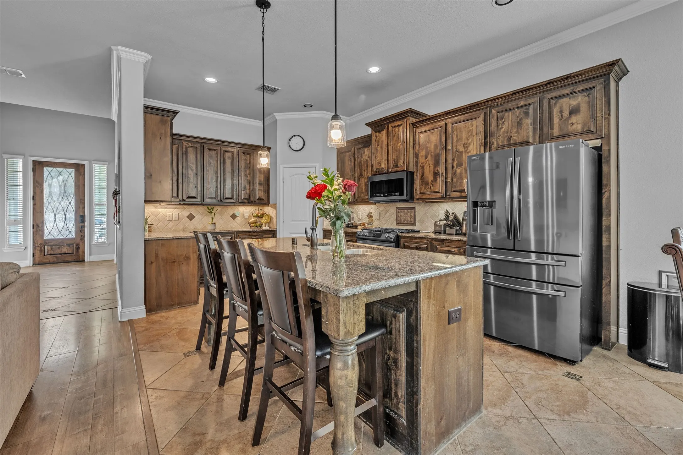 Single Family Residence For Sale in Kaufman County , 800 Goose Court, Forney, Texas 75126, 4 Bedroom, 4 Bathroom, 2 Garage spaces, 3,252 Sqft, built in 2014, mls#21288070, Real Estate Agent in Forney, Homes For Sale in Kaufman county, Homes For Sale in Forney, Realtor in Forney Texas, Real Estate Brokerage Independent Realty Texas, Luminita Cordes Realtor