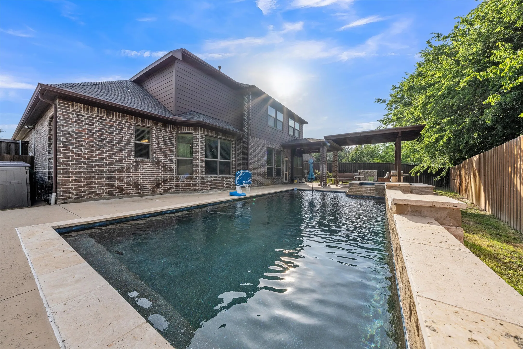 Single Family Residence For Sale in Kaufman County , 800 Goose Court, Forney, Texas 75126, 4 Bedroom, 4 Bathroom, 2 Garage spaces, 3,252 Sqft, built in 2014, mls#21288070, Real Estate Agent in Forney, Homes For Sale in Kaufman county, Homes For Sale in Forney, Realtor in Forney Texas, Real Estate Brokerage Independent Realty Texas, Luminita Cordes Realtor