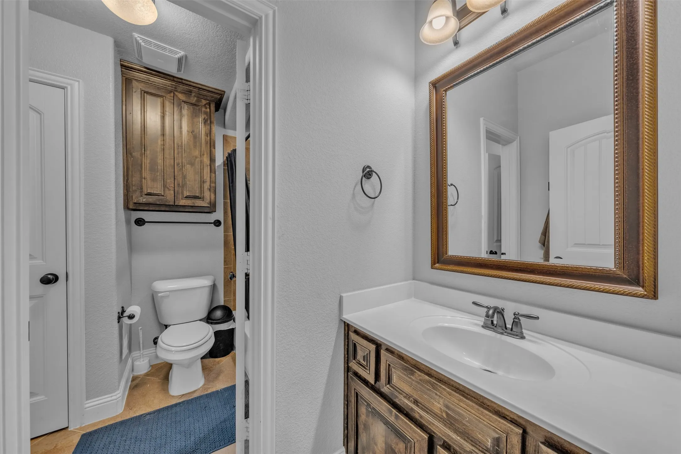 Single Family Residence For Sale in Kaufman County , 800 Goose Court, Forney, Texas 75126, 4 Bedroom, 4 Bathroom, 2 Garage spaces, 3,252 Sqft, built in 2014, mls#21288070, Real Estate Agent in Forney, Homes For Sale in Kaufman county, Homes For Sale in Forney, Realtor in Forney Texas, Real Estate Brokerage Independent Realty Texas, Luminita Cordes Realtor