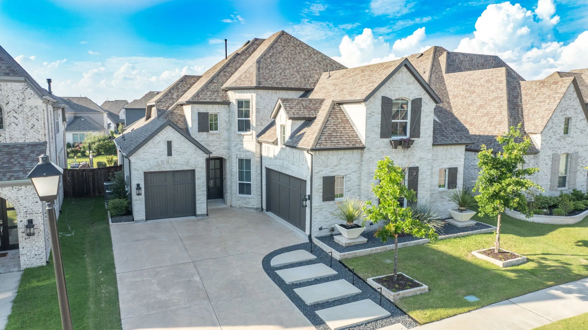 Single Family Residence For Sale in Rockwall County , 536 Melody Meadow Drive, Rockwall, Texas 75087, 5 Bedroom, 7 Bathroom, 3 Garage spaces, 3,989 Sqft, built in 2021, mls#21282797, Real Estate Agent in Rockwall, Homes For Sale in Rockwall county, Homes For Sale in Rockwall, Realtor in Rockwall Texas, Real Estate Brokerage Independent Realty Texas, Luminita Cordes Realtor
