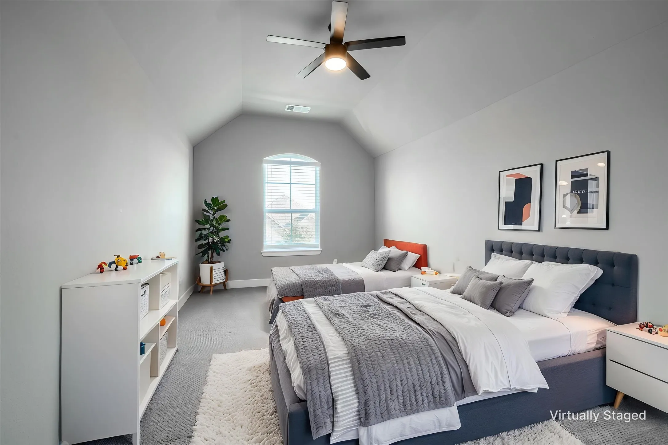 Single Family Residence For Sale in Rockwall County , 536 Melody Meadow Drive, Rockwall, Texas 75087, 5 Bedroom, 7 Bathroom, 3 Garage spaces, 3,989 Sqft, built in 2021, mls#21282797, Real Estate Agent in Rockwall, Homes For Sale in Rockwall county, Homes For Sale in Rockwall, Realtor in Rockwall Texas, Real Estate Brokerage Independent Realty Texas, Luminita Cordes Realtor
