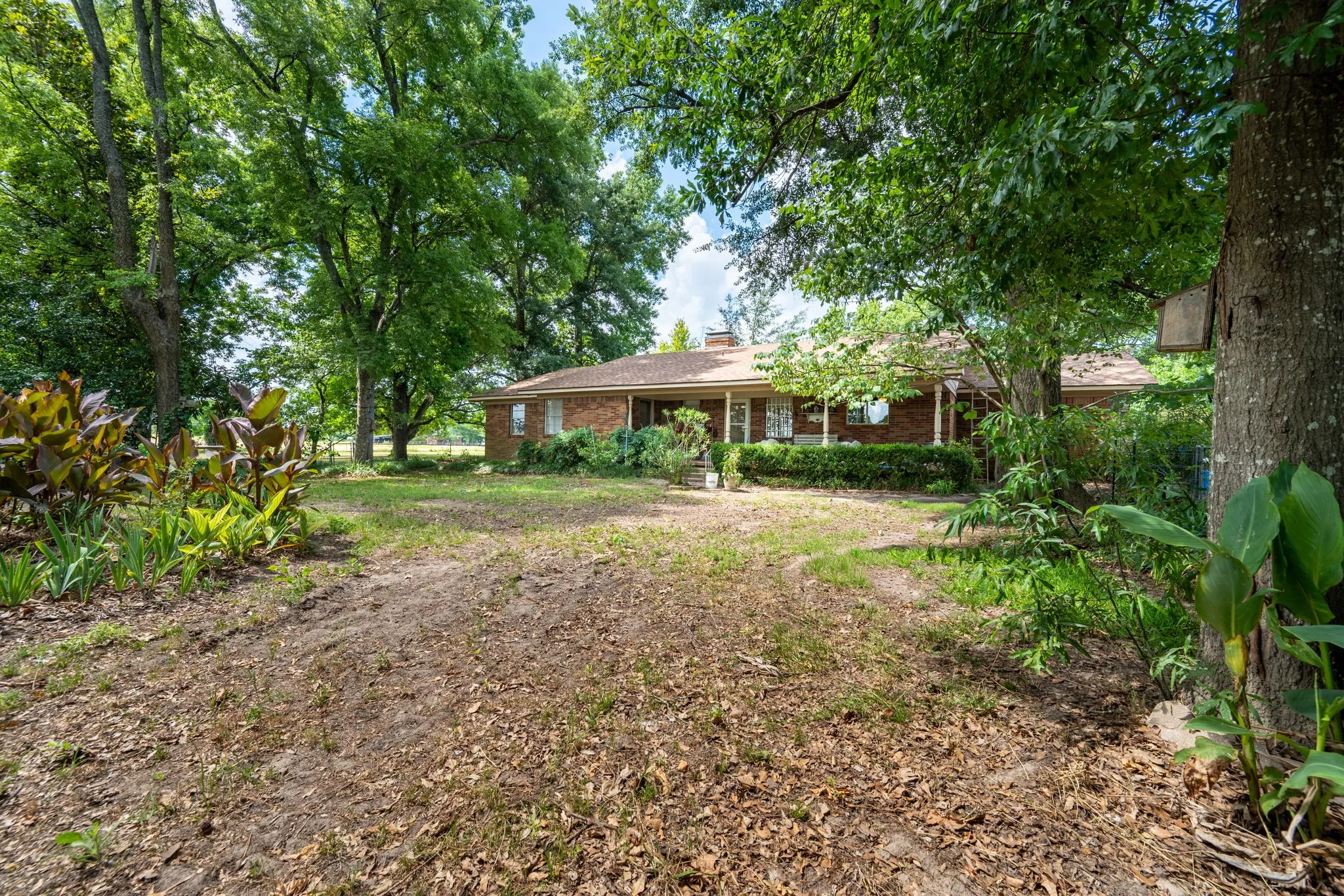 Farm For Sale in Van Zandt County , 2715 FM 857, Grand Saline, Texas 75140, 3 Bedroom, 2 Bathroom, 2 Garage spaces, 1,751 Sqft, built in 1968, mls#21291331, Real Estate Agent in Grand Saline, Homes For Sale in Van Zandt county, Homes For Sale in Grand Saline, Realtor in Grand Saline Texas, Real Estate Brokerage Independent Realty Texas, Luminita Cordes Realtor